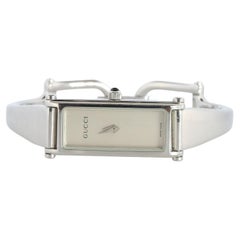 Vintage GUCCI 1500L Quarz-Armbanduhr. Gucci Silberfarbene Armspange Uhr