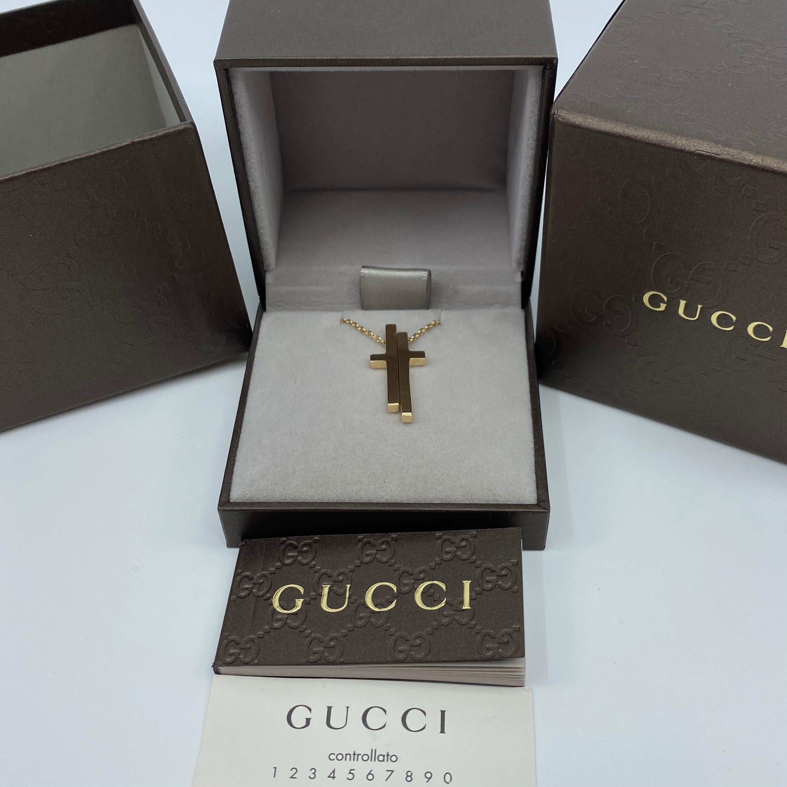 Women's or Men's Vintage Gucci 18k Yellow Gold Split Cross Pendant Necklace Original Gucci Box