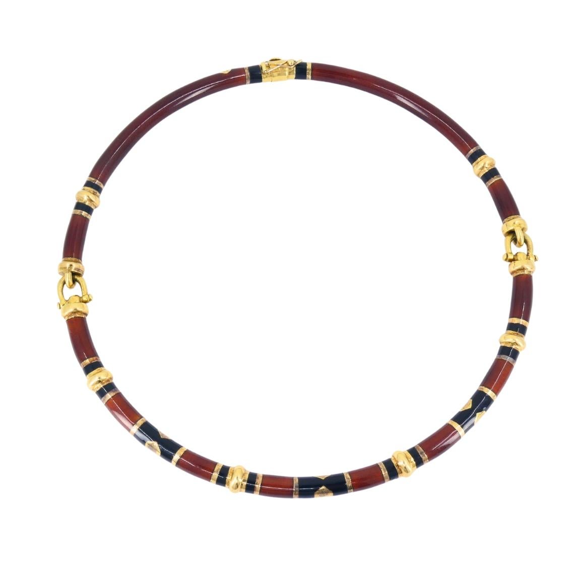 Vintage Gucci 18k Gold Enamel Necklace In Excellent Condition For Sale In Beverly Hills, CA