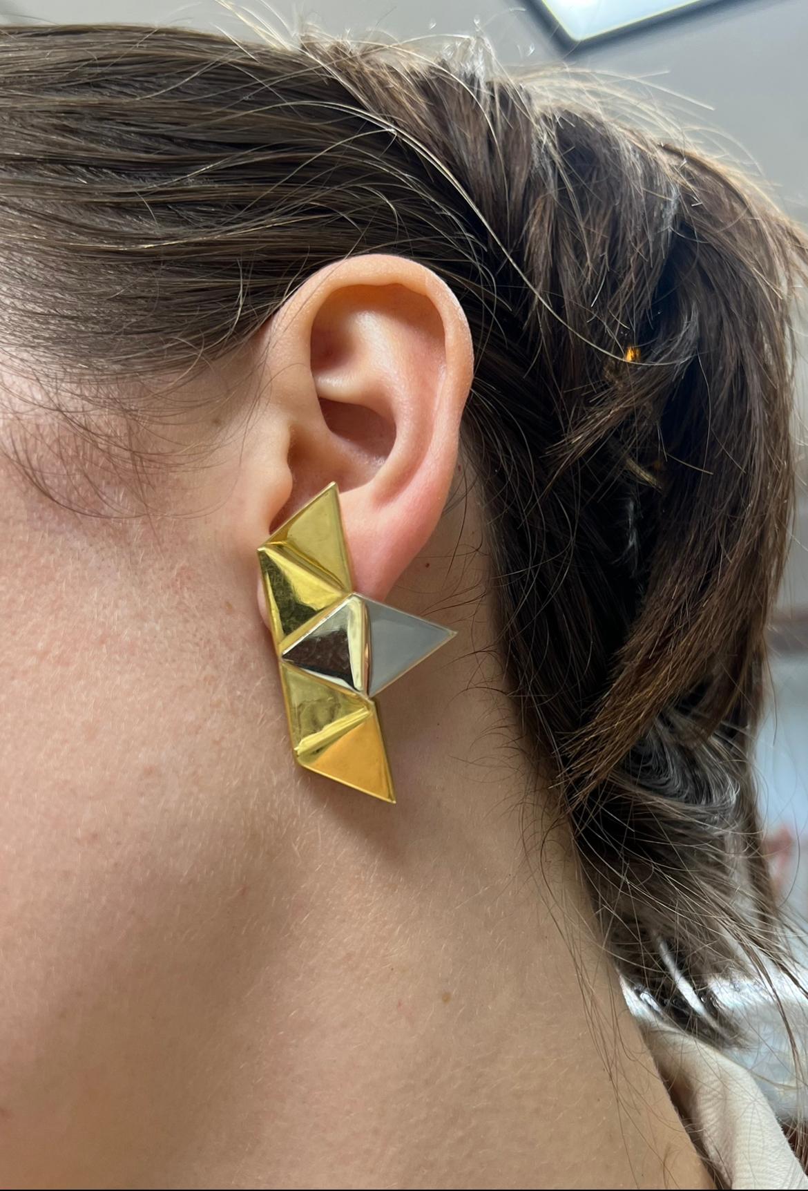Vintage Gucci 18k White and Yellow Gold Geometric Earrings For Sale 4