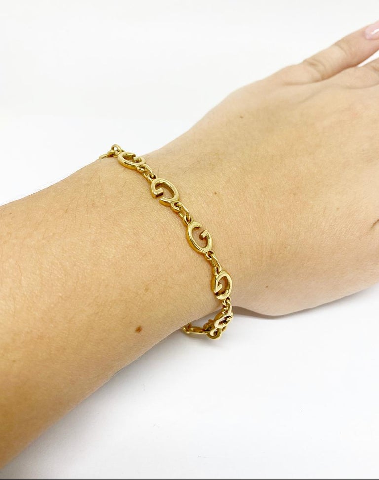 Vintage GUCCI 18K Yellow Gold G Link Bracelet at 1stDibs