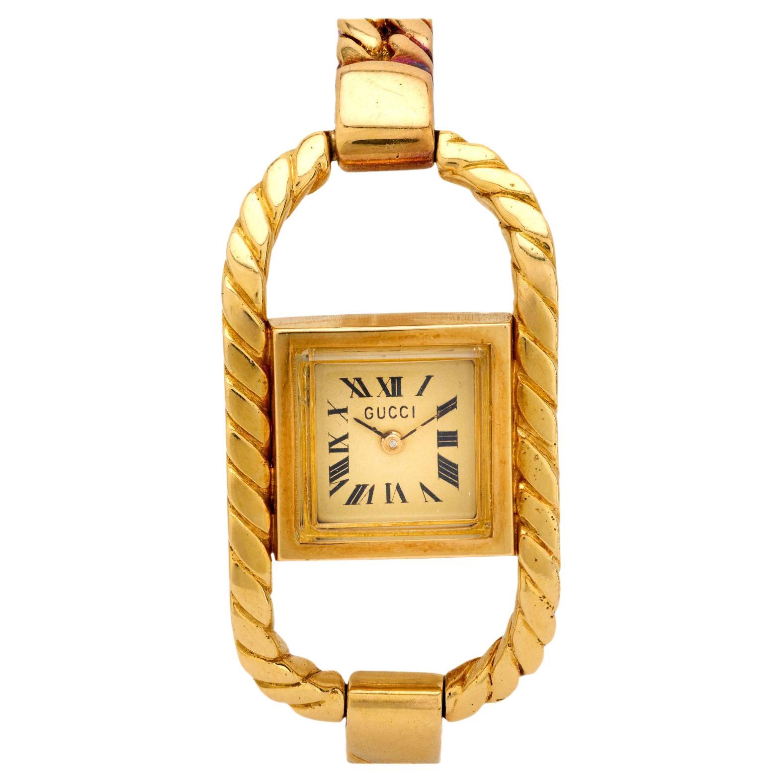 Vintage Gucci 18 Karat Gelbgold Uhr mit gedrehter Schnalle