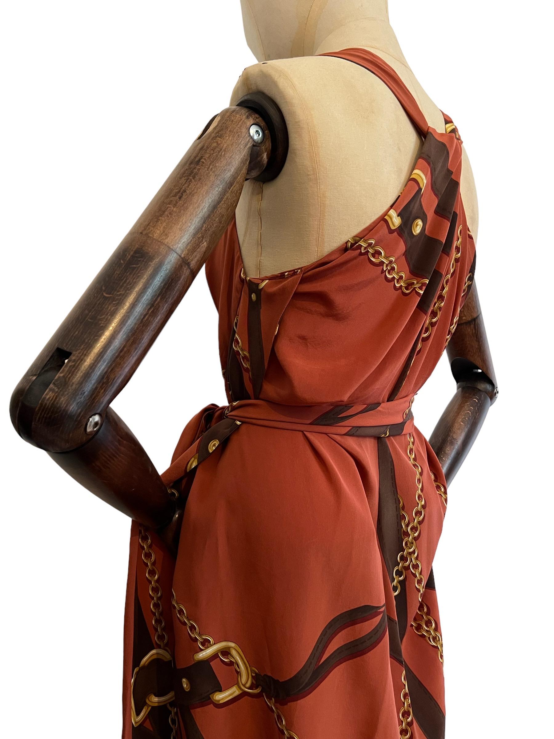 Women's Vintage GUCCI 2011 Pure Silk Copper & Gold Chain Print Kaftan Shift Dress For Sale