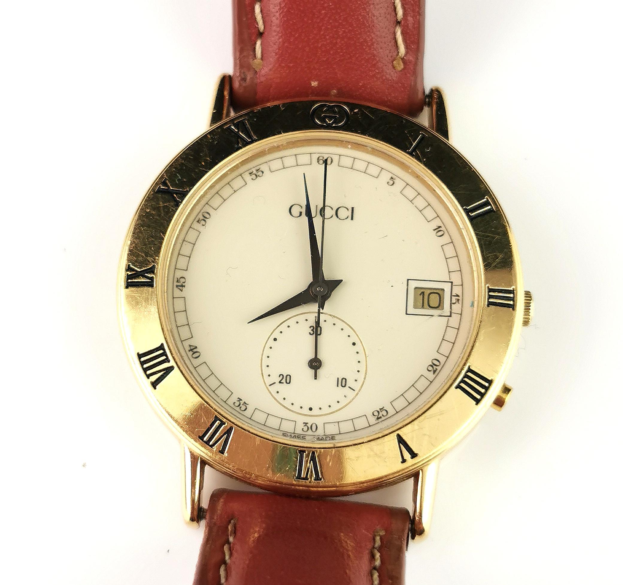 Vintage Gucci 3800m Gold plated Chronograph watch, leather strap 7