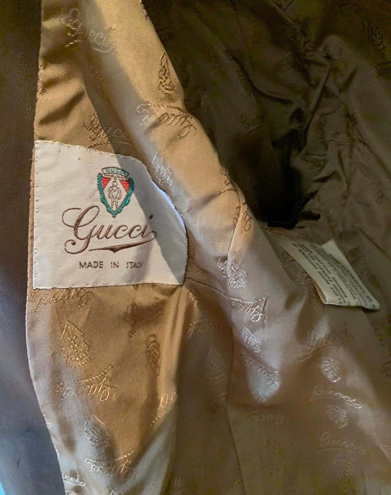 Vintage Gucci 70s Brown Suede Enamel Tiger Head Trench Coat For Sale 4