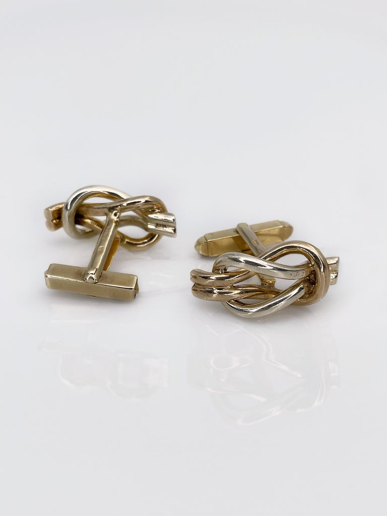 Vintage Gucci 9 Karat Yellow Gold Nautical Knot Design Cufflinks For