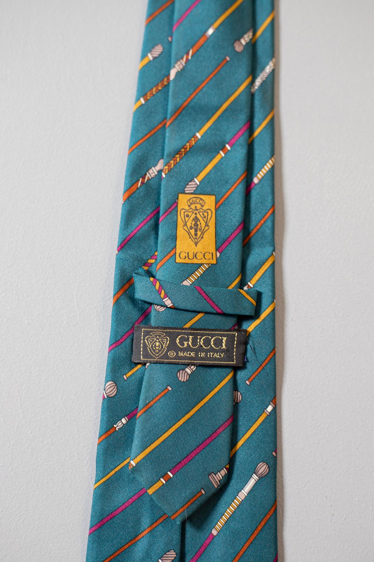 Vintage Gucci-Krawatte aus ganz Seide mit Schnüren (Blau) im Angebot