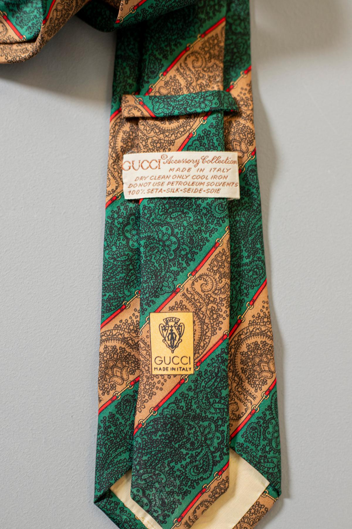 Gucci-Krawatte aus Vollseide mit Paisley-Motiv im Zustand „Gut“ im Angebot in Milano, IT