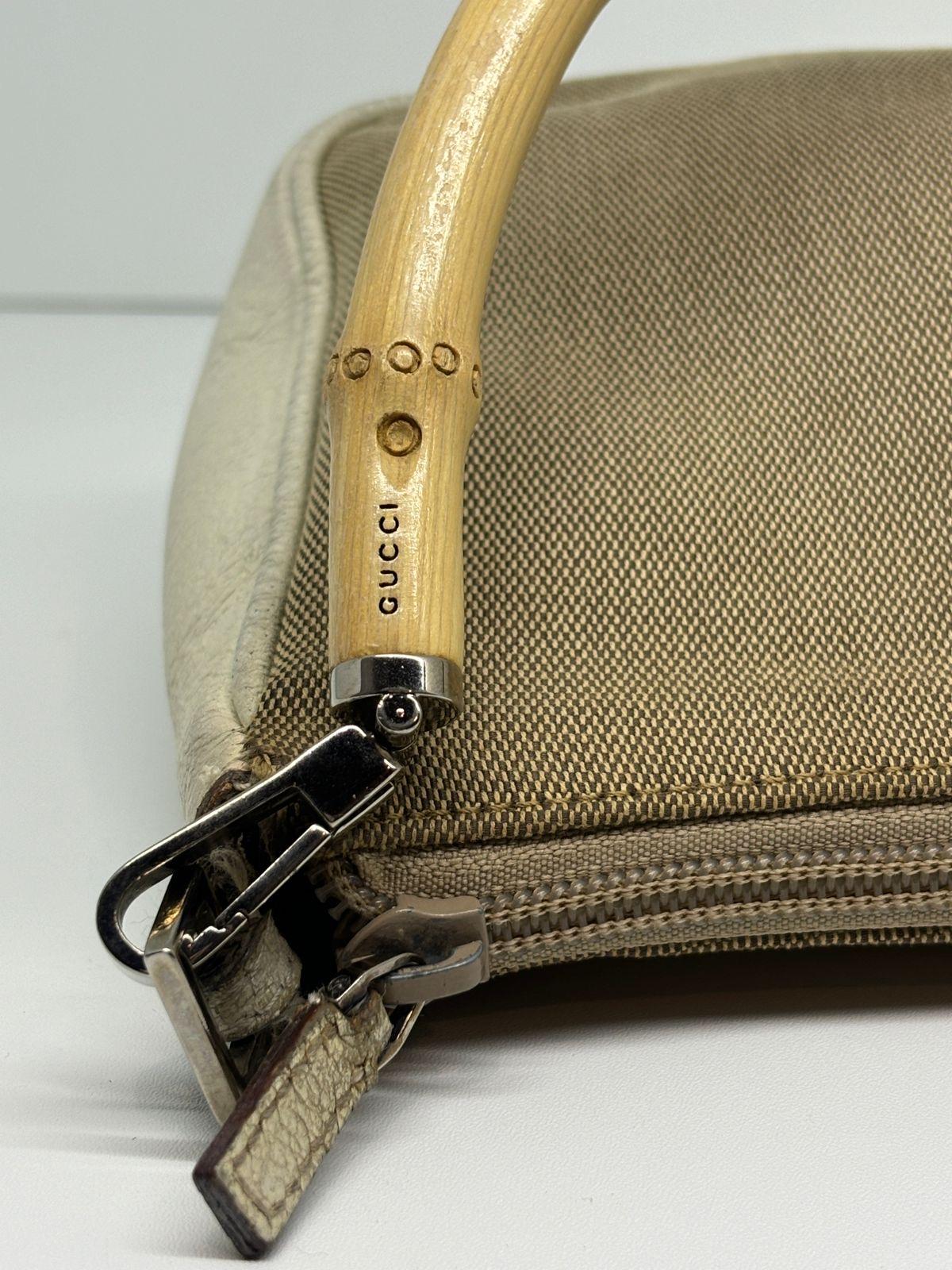 Vintage Gucci Bamboo Handle Beige Pochette For Sale 9