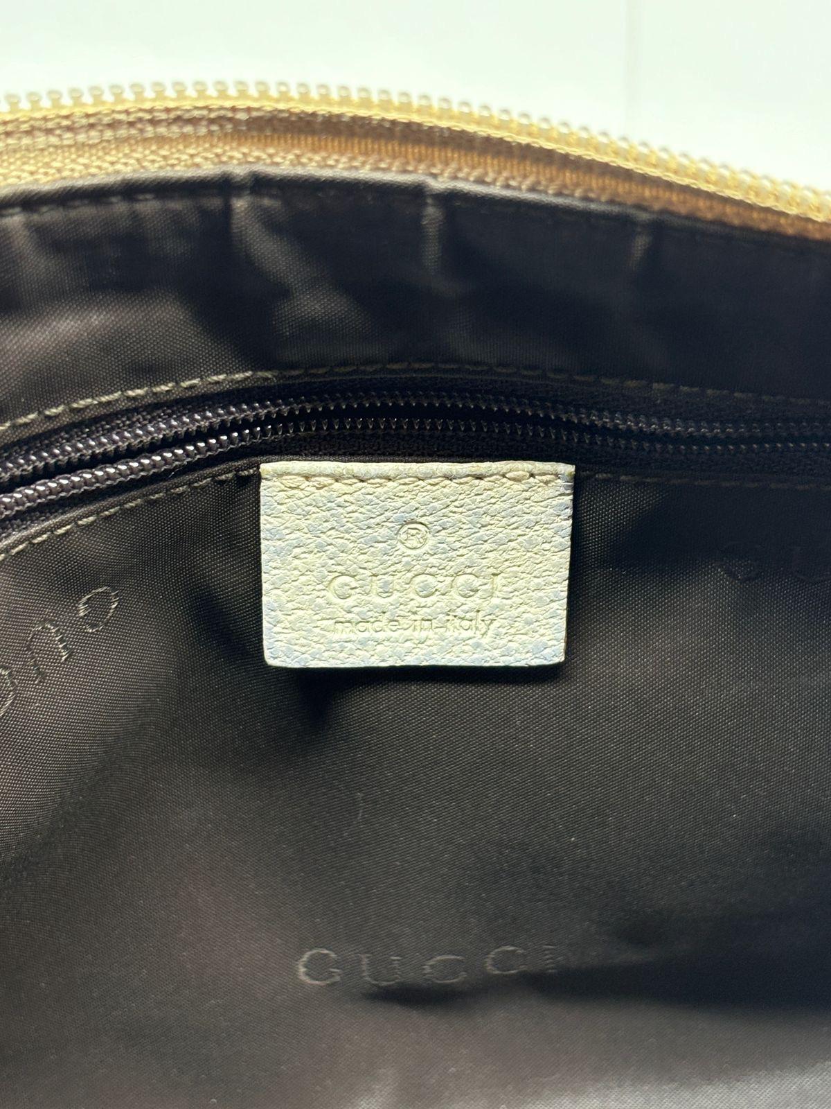 Vintage Gucci Bamboo Handle Beige Pochette For Sale 3