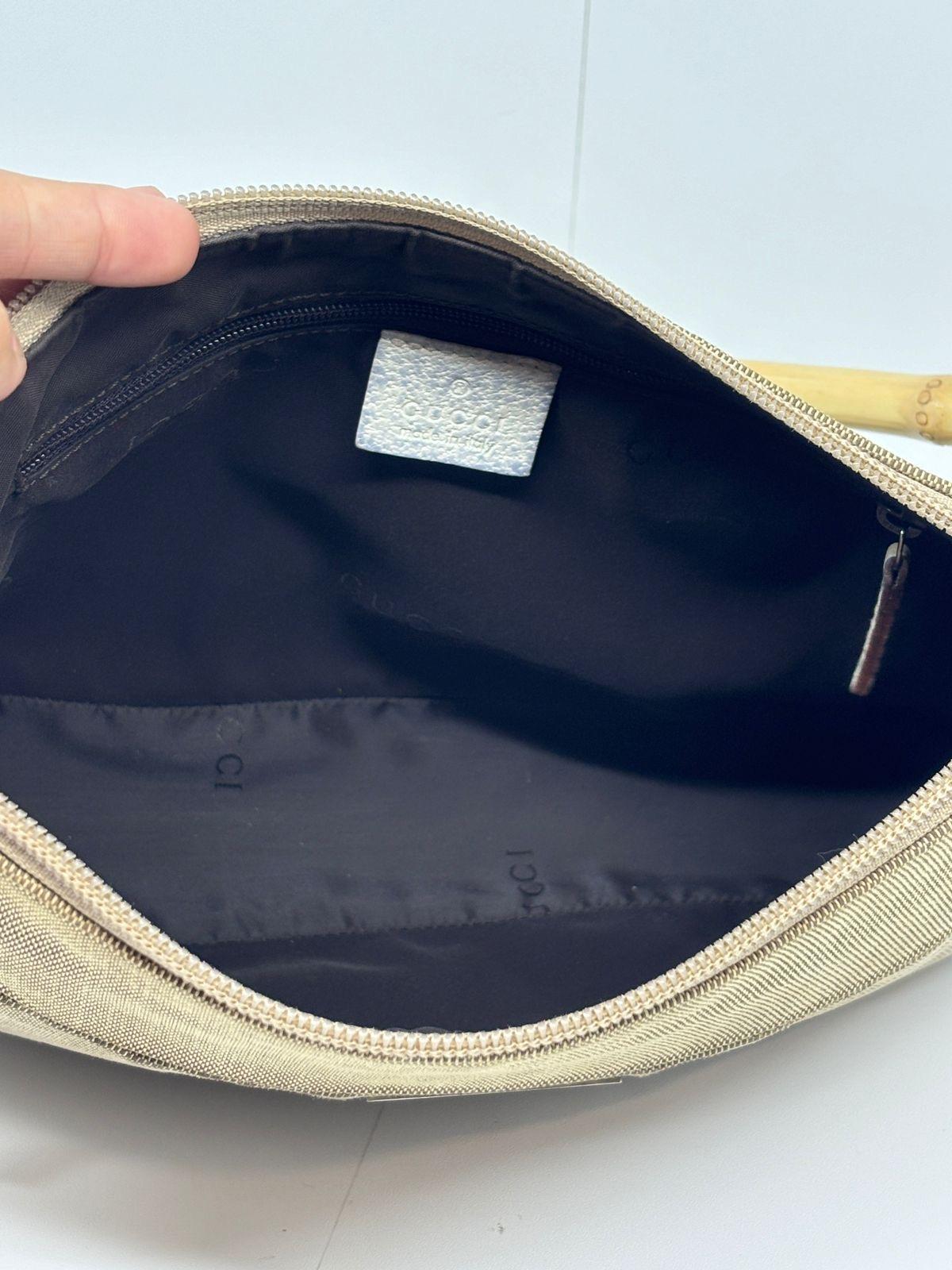 Vintage Gucci Bamboo Handle Beige Pochette For Sale 4