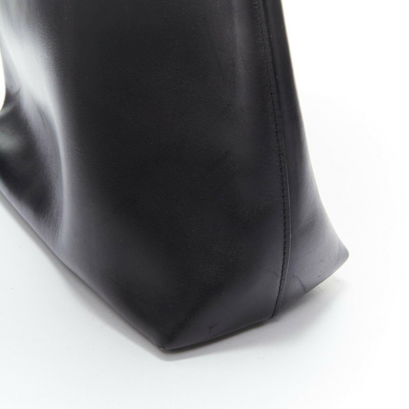Women's vintage GUCCI black calfskin leather Bamboo handle shoulder hobo tote bag