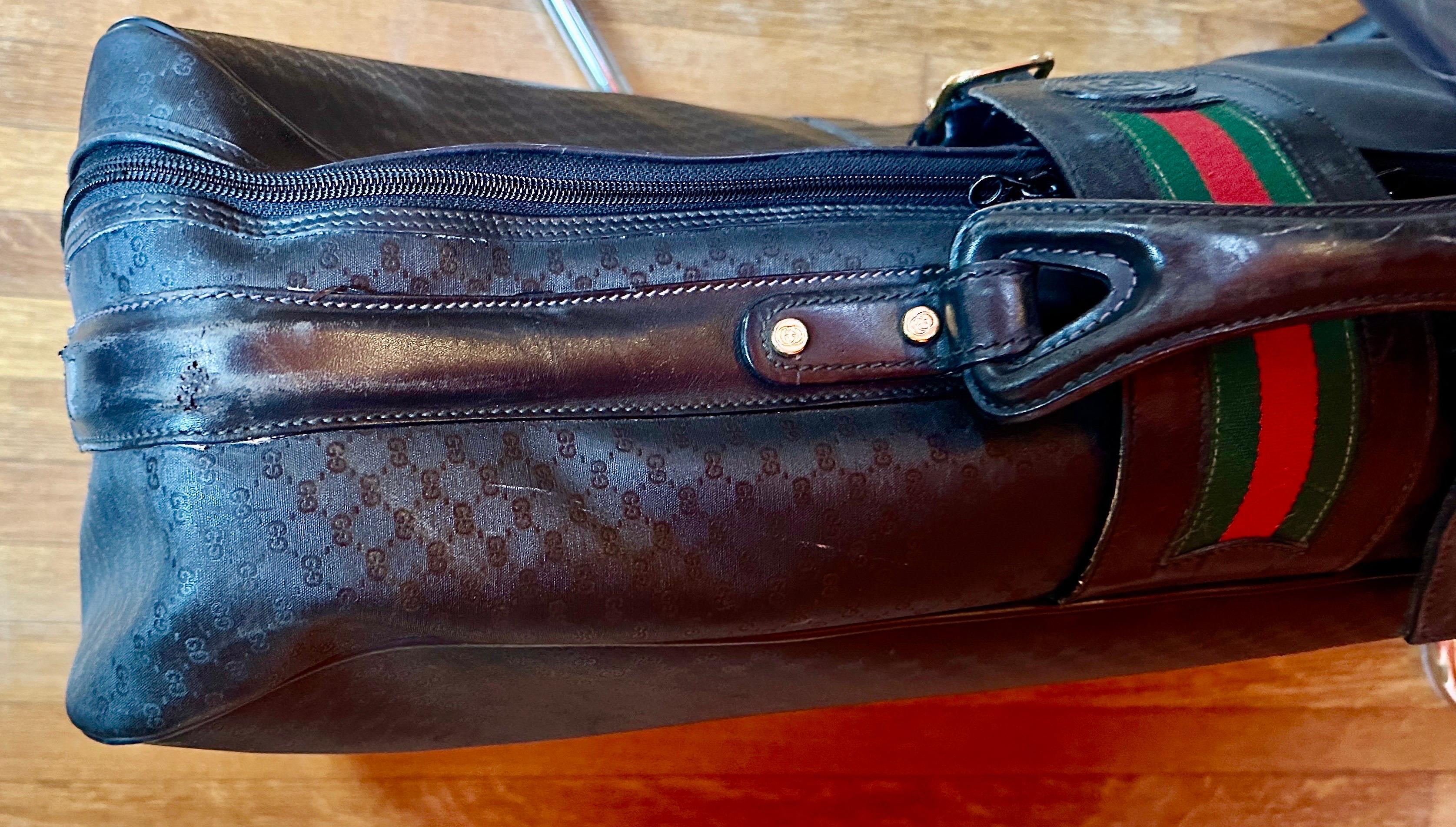 Vintage Gucci Koffer aus schwarzer Leinwand und Leder (Italienisch) im Angebot