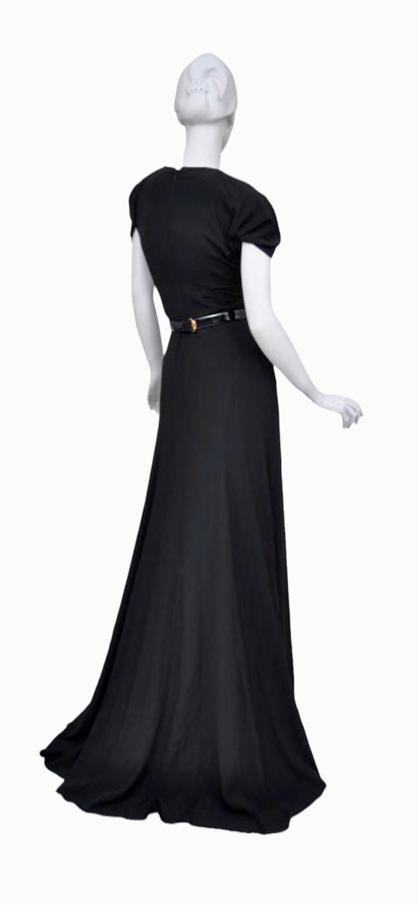 gucci black dress with belt