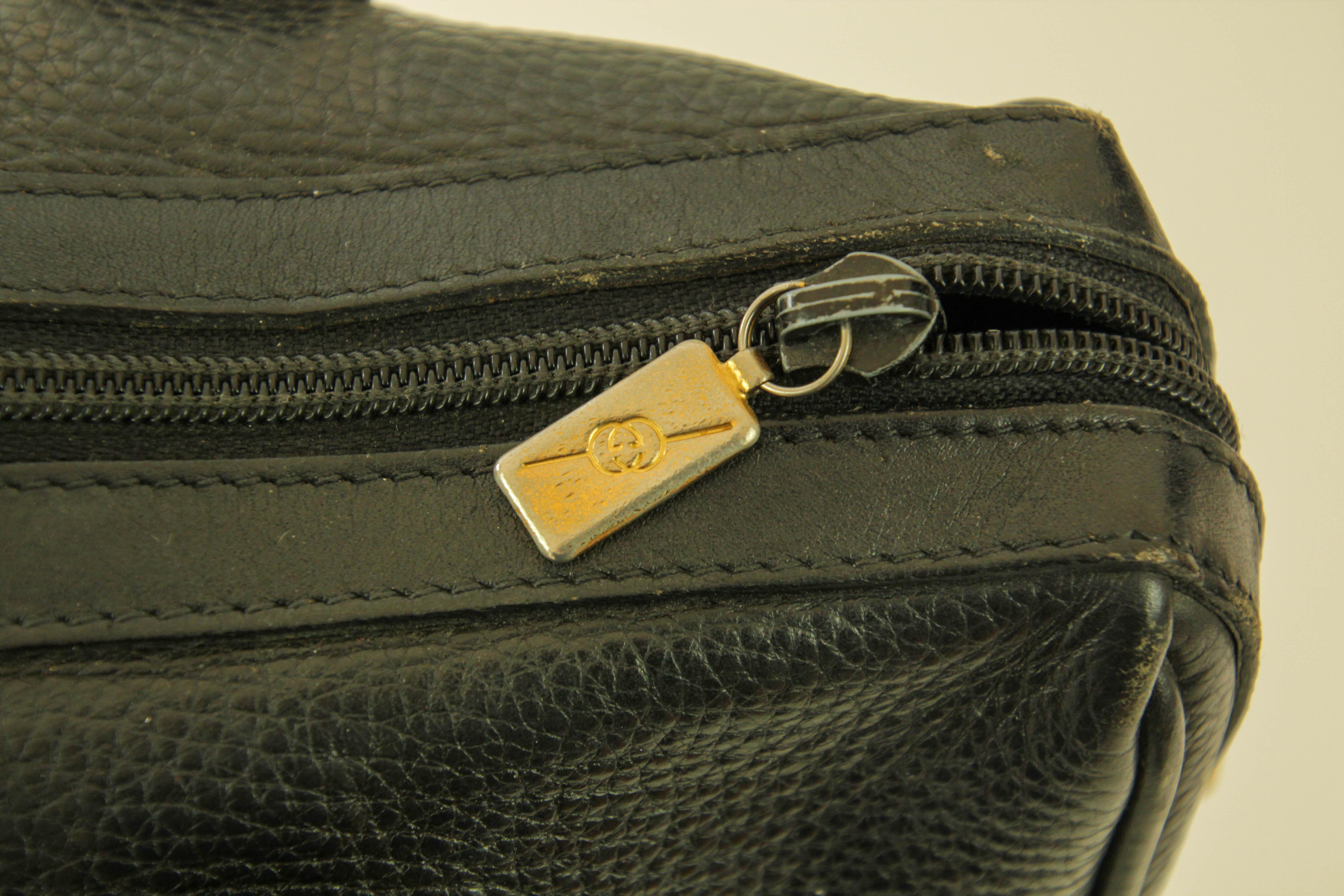 Vintage GUCCI Black Leather Boston Top Handle Bag For Sale 8