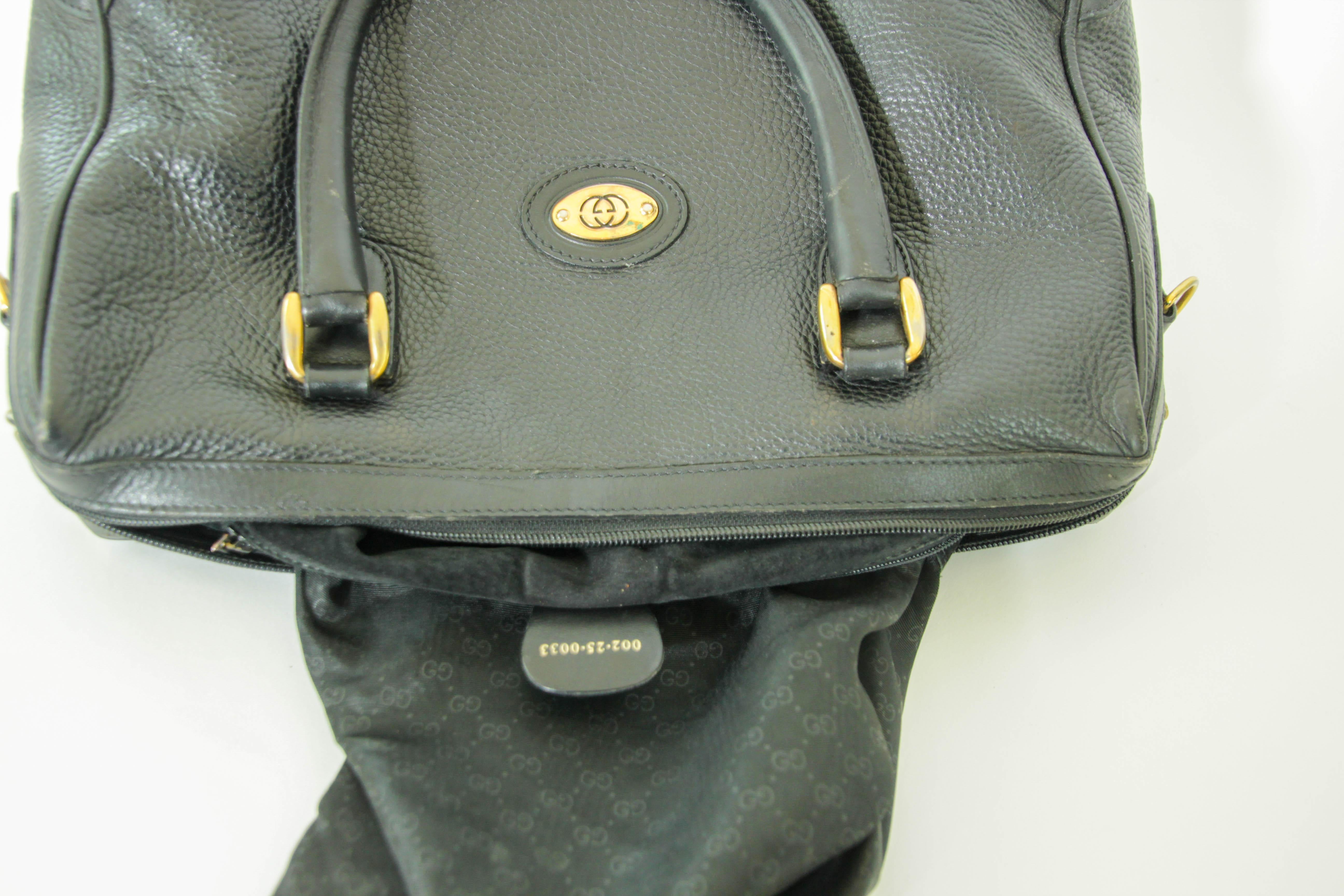 Vintage GUCCI Black Leather Boston Top Handle Bag For Sale 9