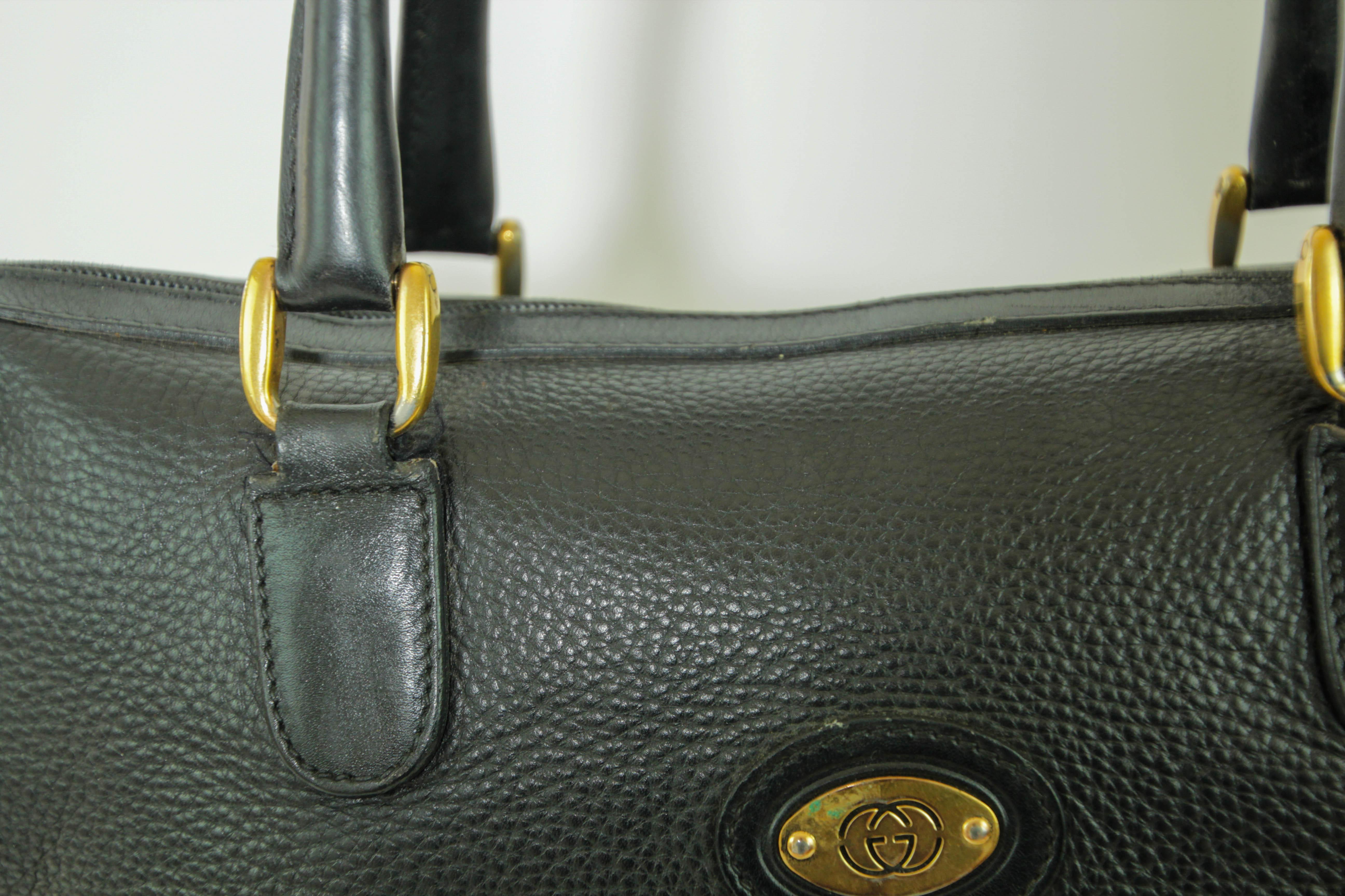 Vintage GUCCI Black Leather Boston Top Handle Bag For Sale 1