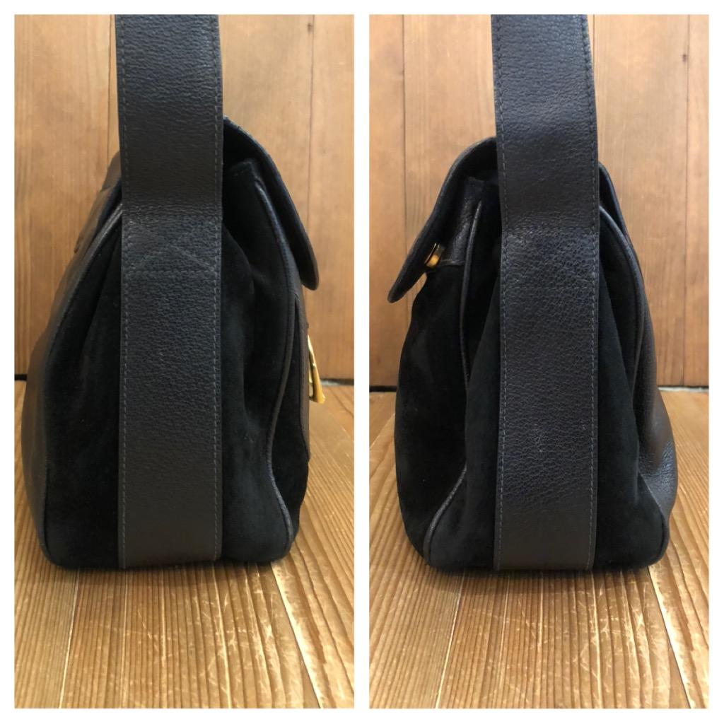 Vintage GUCCI Black Nubuck Leather Saddle Camera Bag Unisex Mens In Good Condition For Sale In Bangkok, TH