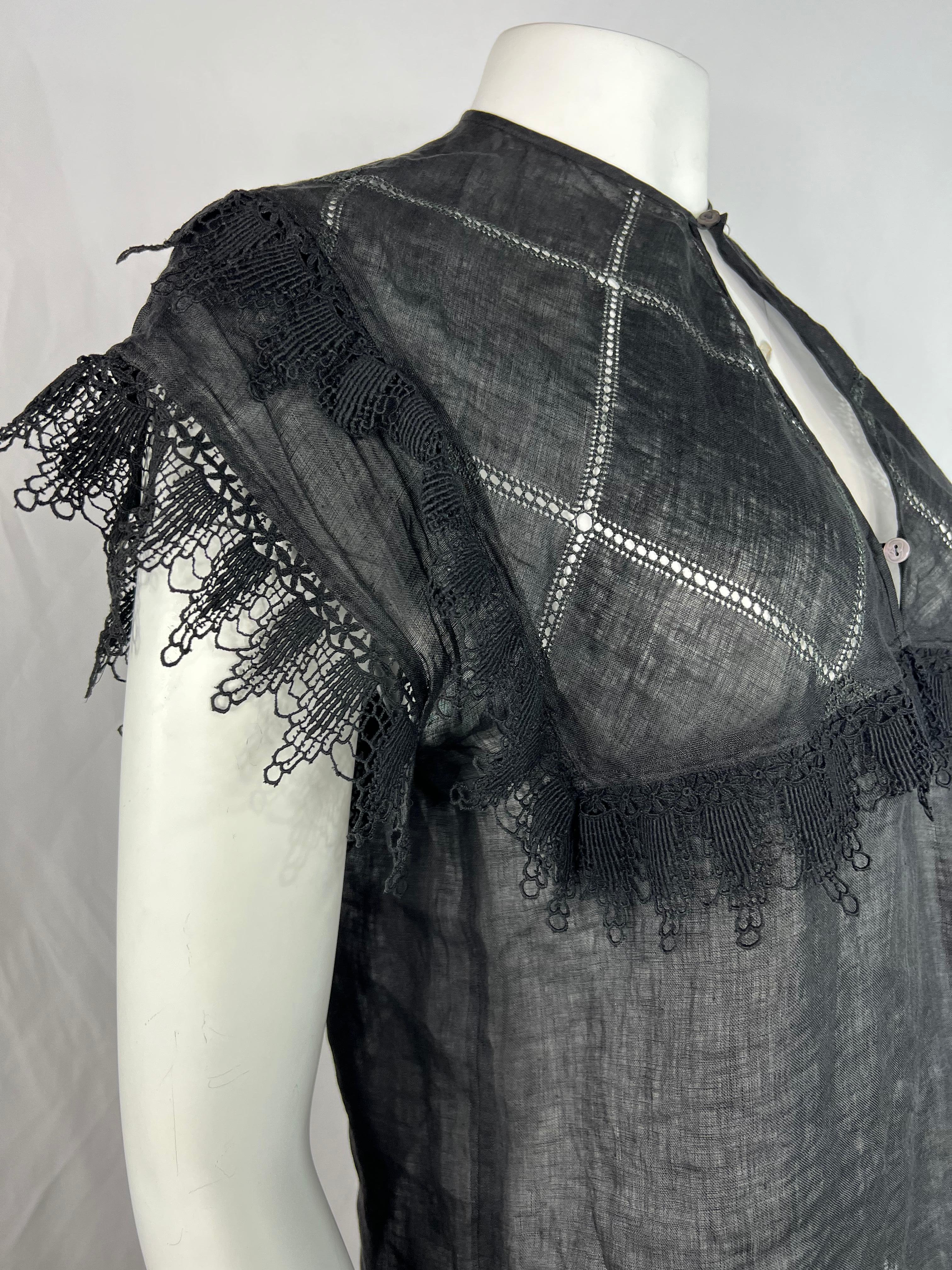 Camicetta vintage Gucci in lino nero, taglia 42 in vendita 2