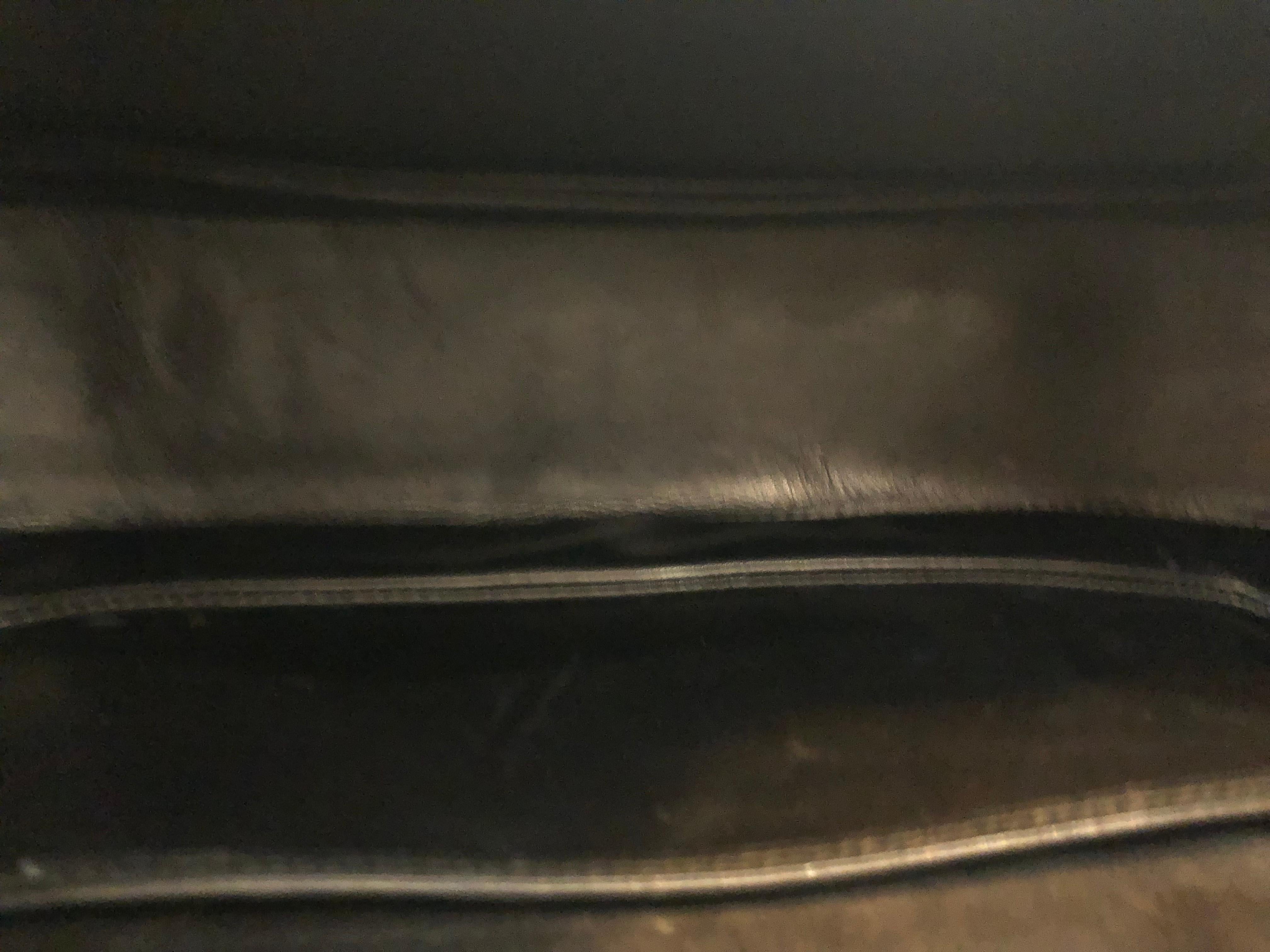 Vintage GUCCI Black Leather Bamboo Top Handle Handbag For Sale 6