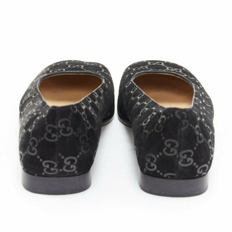Mocassins à bout carré en daim noir imprimé du monogramme vintage de Gucci EU36.5C Pour femmes en vente
