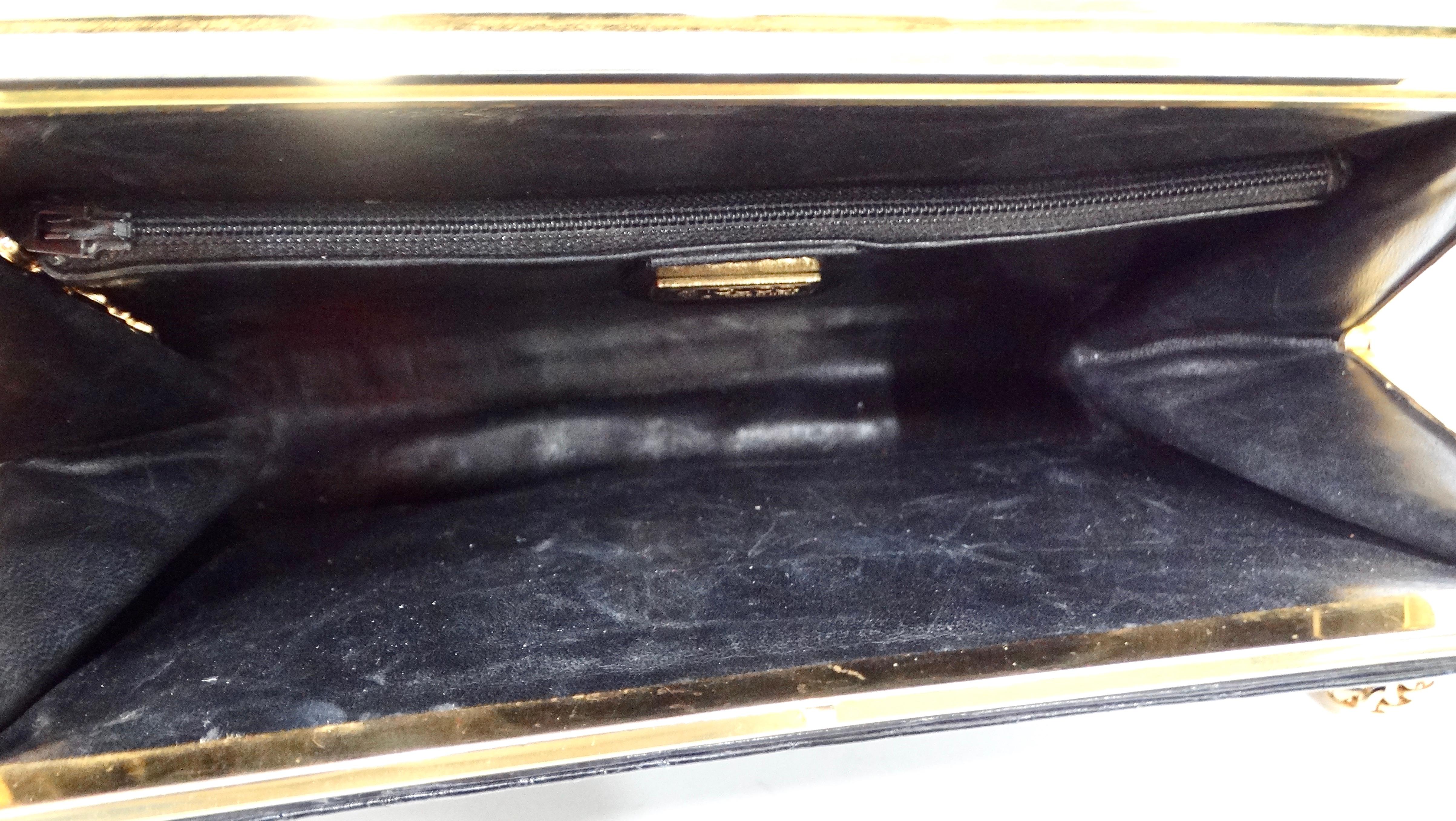 Vintage Gucci Black Patent Crocodile Embossed Leather Structured Handbag For Sale 4