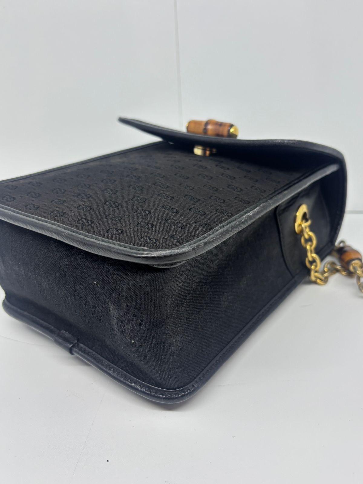 Vintage Gucci Black Small GG Canvas Bamboo Detail Crossbody Bag For Sale 2