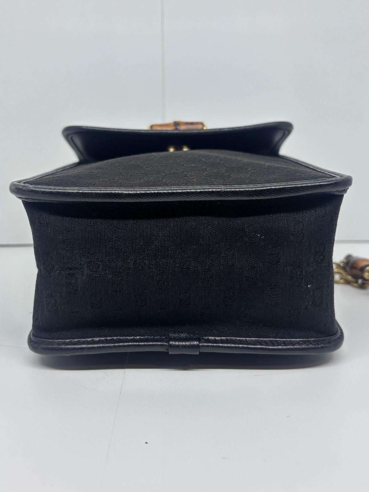 Vintage Gucci Black Small GG Canvas Bamboo Detail Crossbody Bag For Sale 4