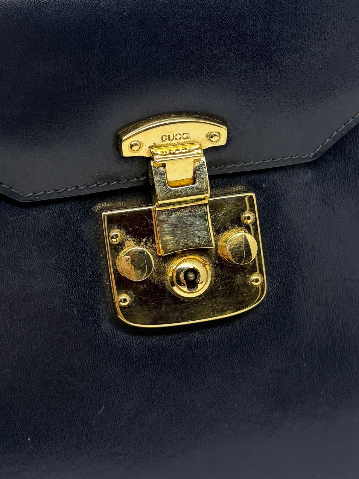 Vintage Gucci Black Small Lady Lock Top Handle Bag In Fair Condition For Sale In Jakarta, Daerah Khusus Ibukota Jakarta