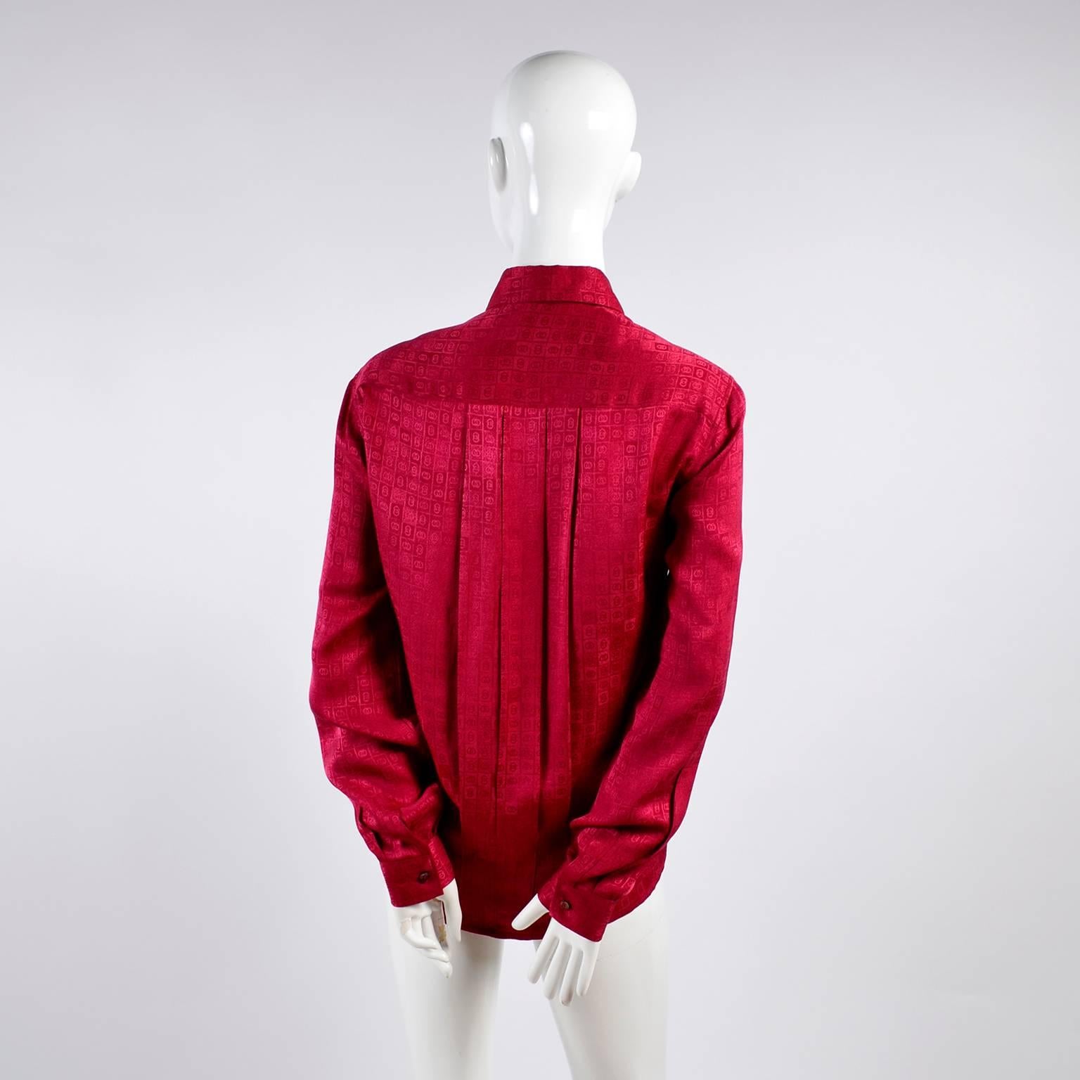 Gucci Vintage Pleated Red Silk Blouse With Tonal Gucci Logo Print 1