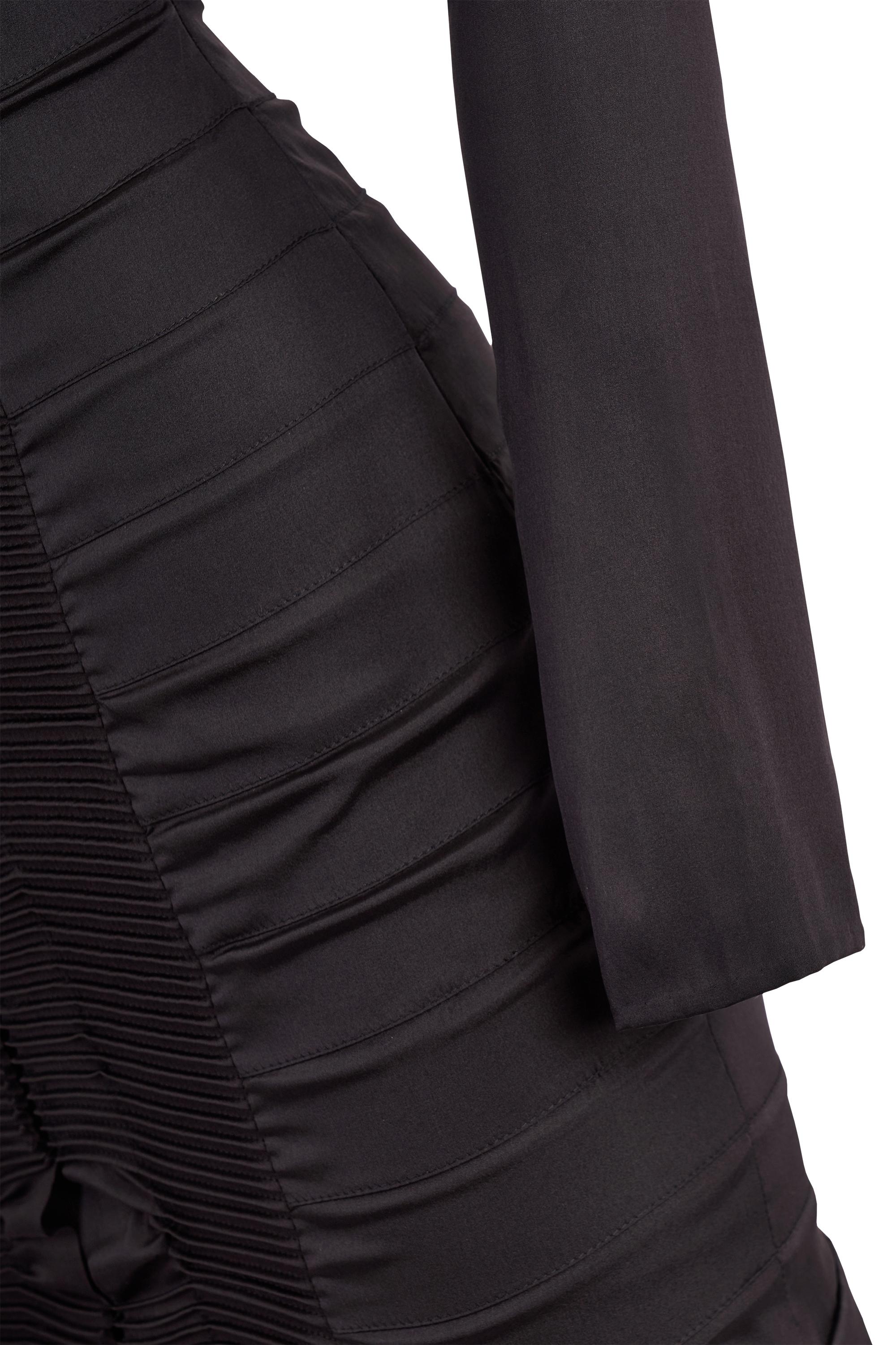 Vintage By Tom Ford Gucci F/W 2004 Laufstegkleid aus Seidenplissé im Angebot 1