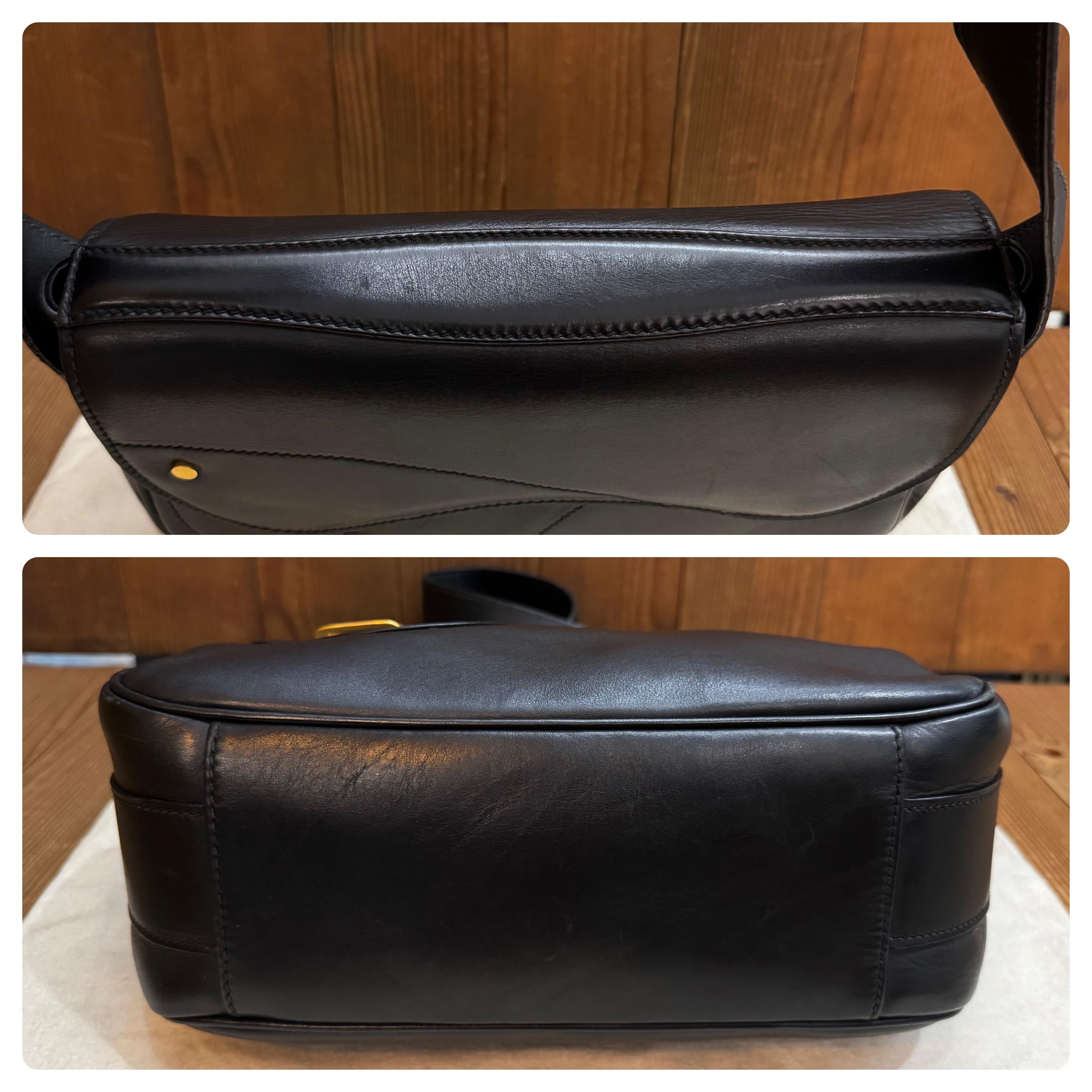 Vintage GUCCI Leather Calfskin Saddle Camera Bag Unisex Mens Black 3