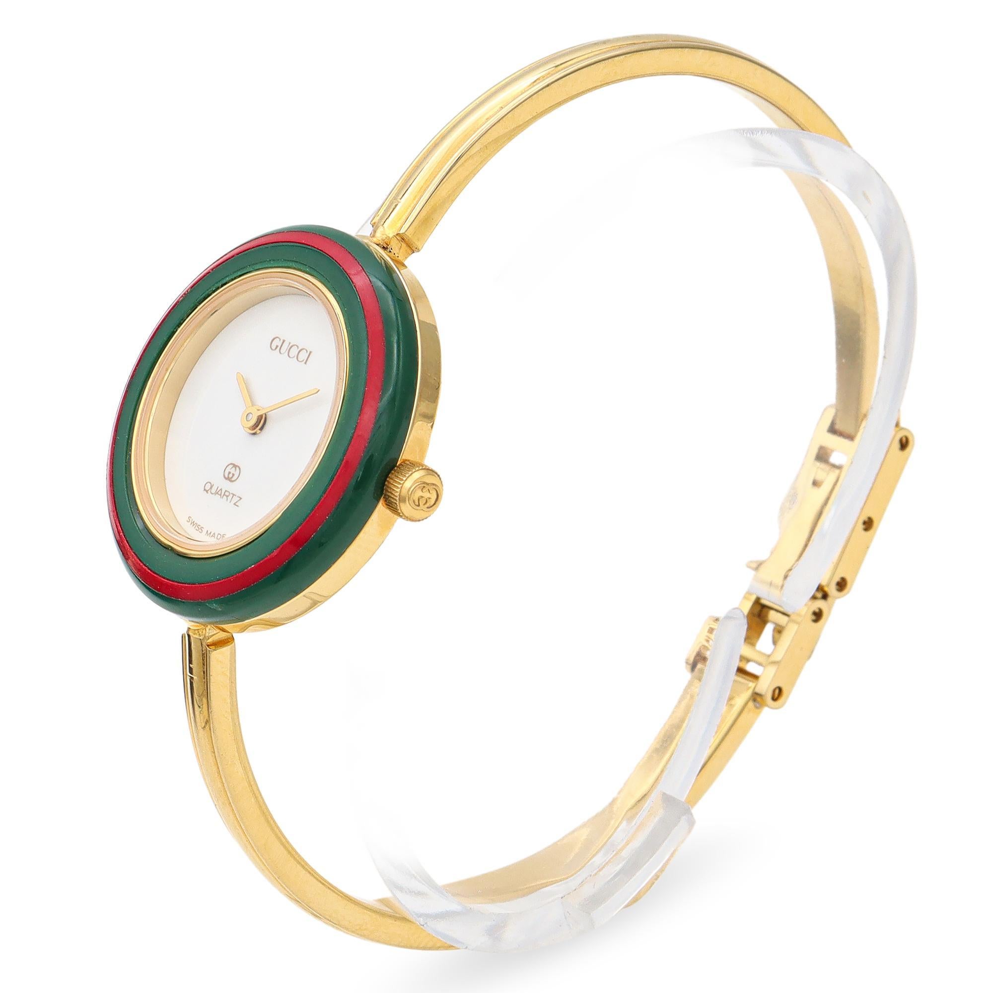 Vintage Gucci Change Bezel 1100-L Gold Plated Women's Quartz Watch + Box & Paper In Excellent Condition In New York, NY