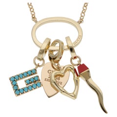 Collar con Encanto Gucci Vintage en Oro Amarillo