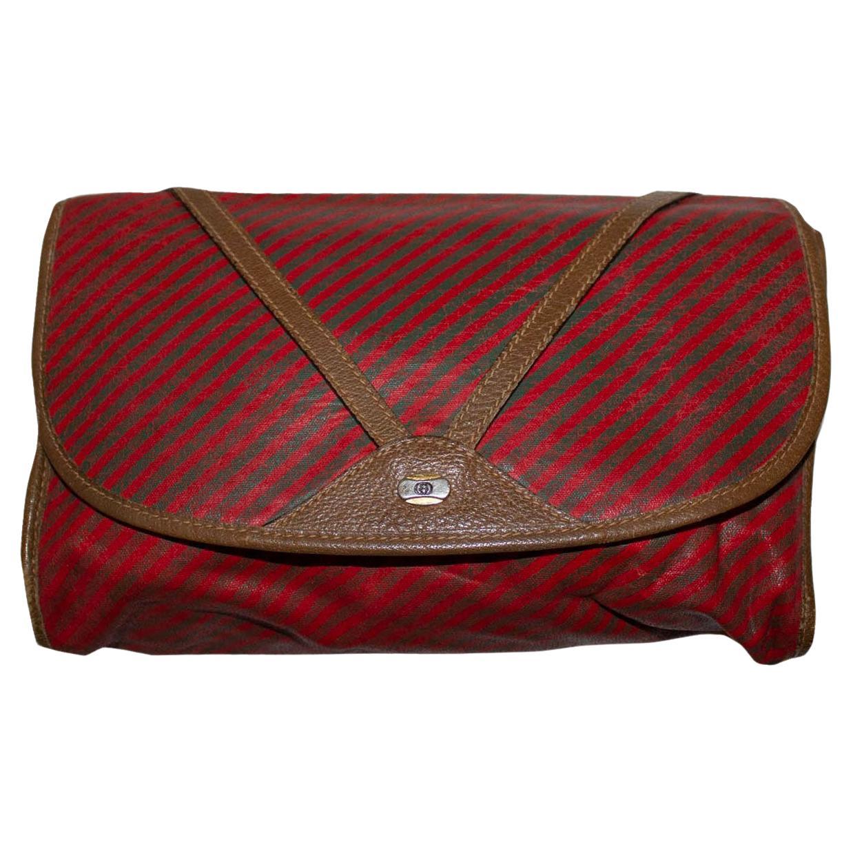 Vintage Gucci  Clutch Bag with Fold Over Front and Leather Detail For Sale
