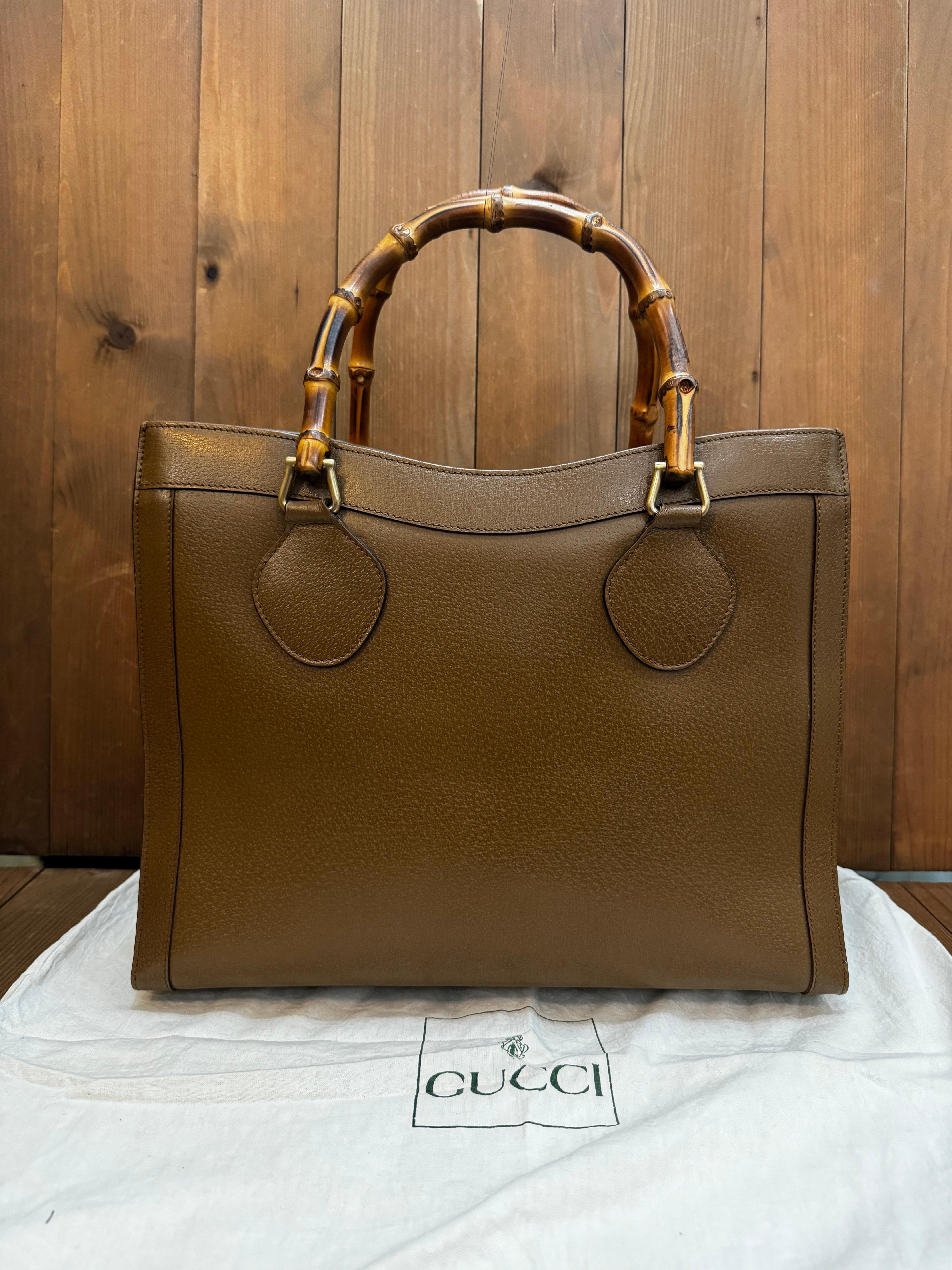 1990s Vintage GUCCI Diana Tote Bamboo Tote Bag Leather Brown (Medium) In Good Condition In Bangkok, TH