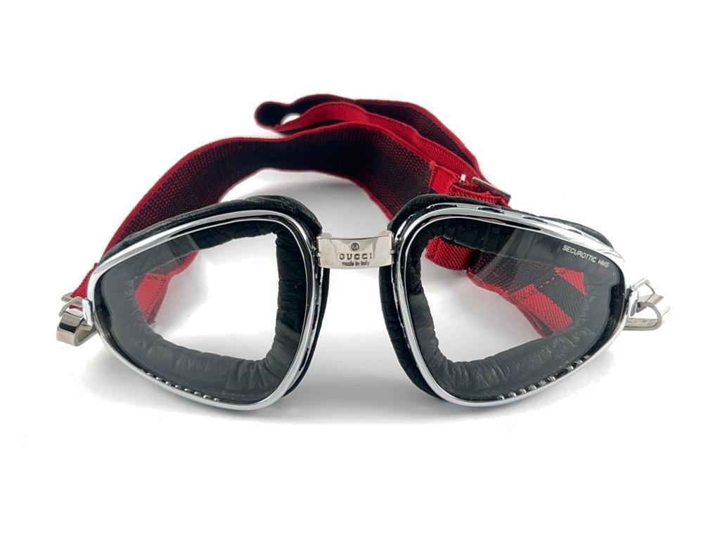 Noir Lunettes de soleil vintage Gucci Driving Goggles argentées des années 2000 en vente