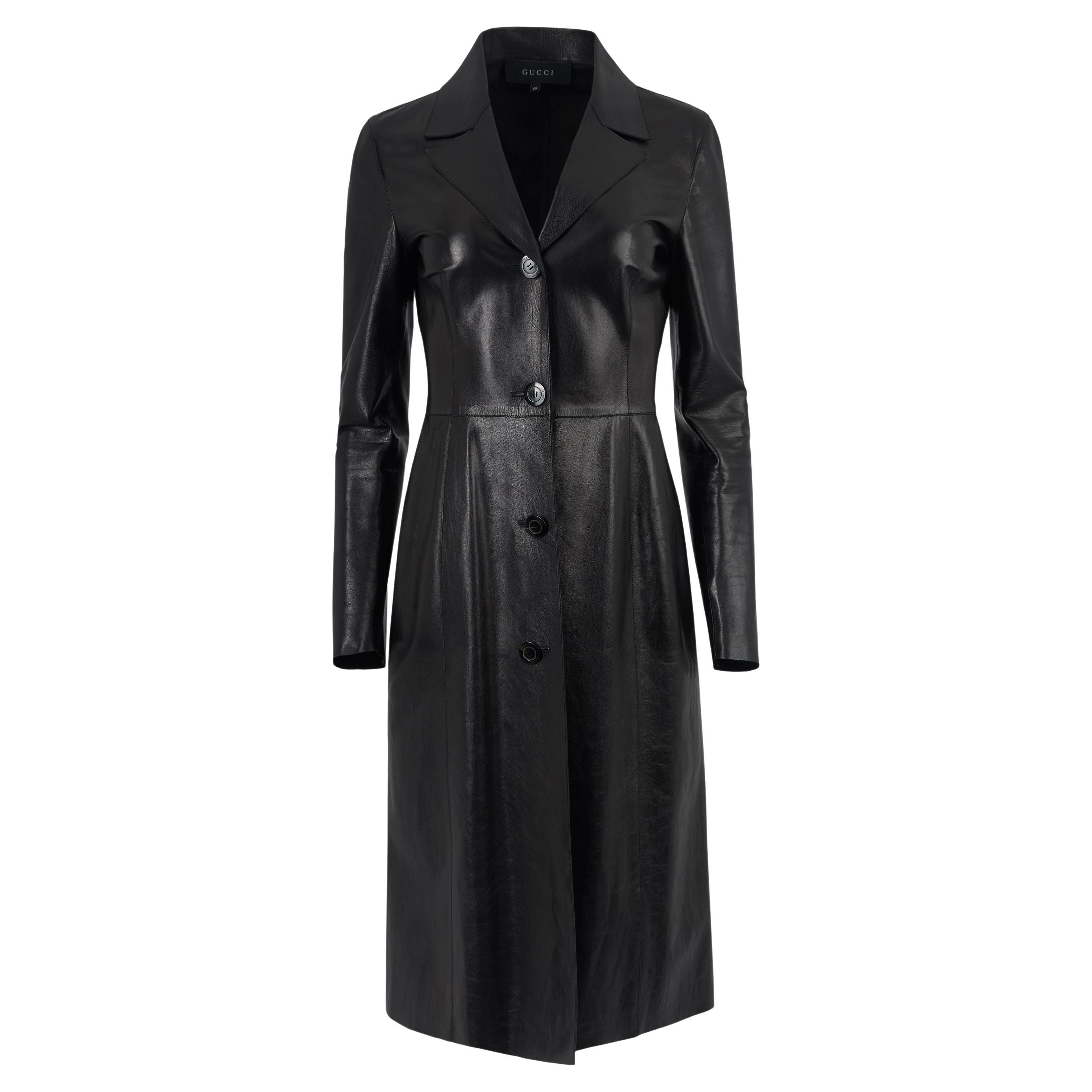 Vintage Gucci F/W 1996 Abrigo largo de piel en venta