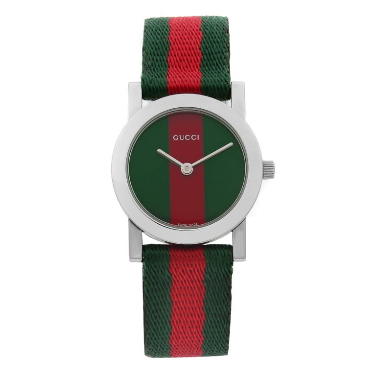 Vintage Gucci Green and Red Stainless Steel Quartz Ladies Watch 5200L at  1stDibs | gucci 5200l, green and red gucci watch, gucci red and green watch