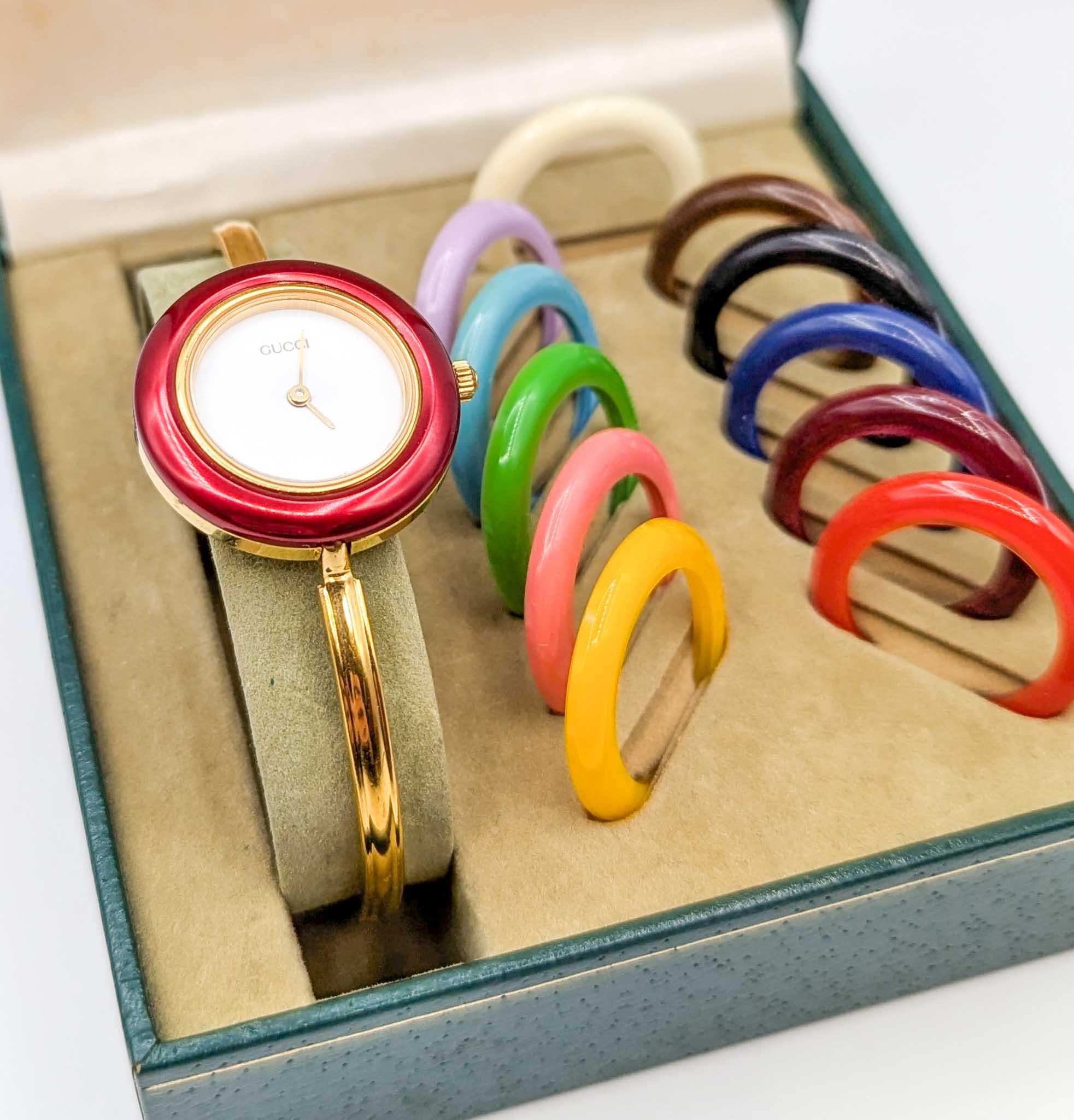 Vintage Gucci Auswechselbare Lünette Armreif Uhr im Angebot 1