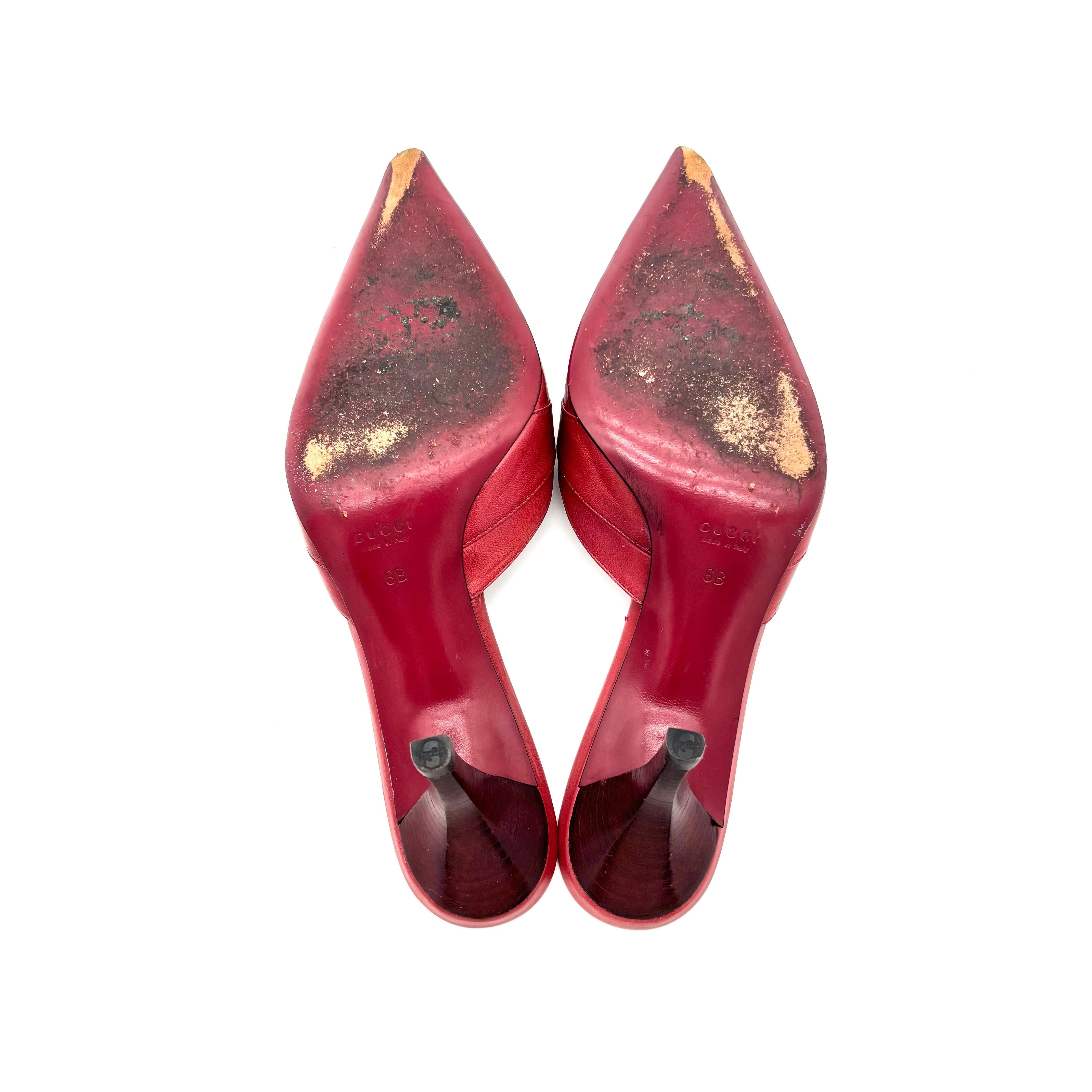 Vintage Gucci Interlocking G Charm Burgundy Pointed Toe Heeled Mules 6 Pour femmes en vente