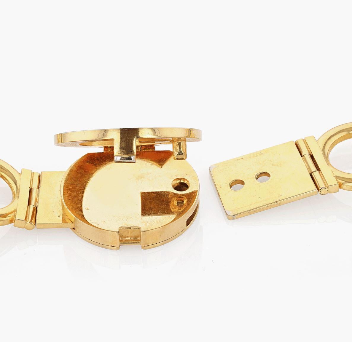 Vintage Gucci Interlocking-G Gold-Plated Logo Belt In Good Condition In Princeton, NJ