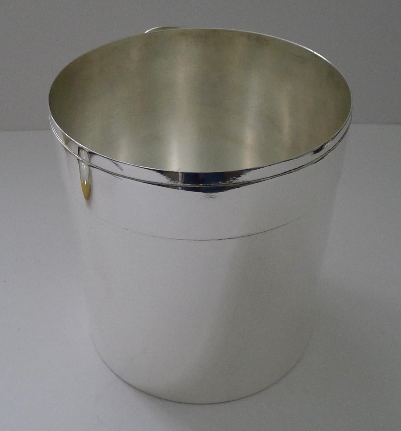Vintage Gucci, Italia - Raro dispenser per vino / secchiello per champagne - Cintura e fibbia in vendita 5