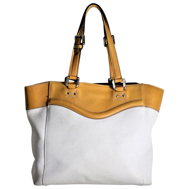 Vintage Gucci Ladies White Canvas and Brown Leather Designer Handbag or  Purse For Sale at 1stDibs | white and brown purse, handbag furniture, white  and brown handbag