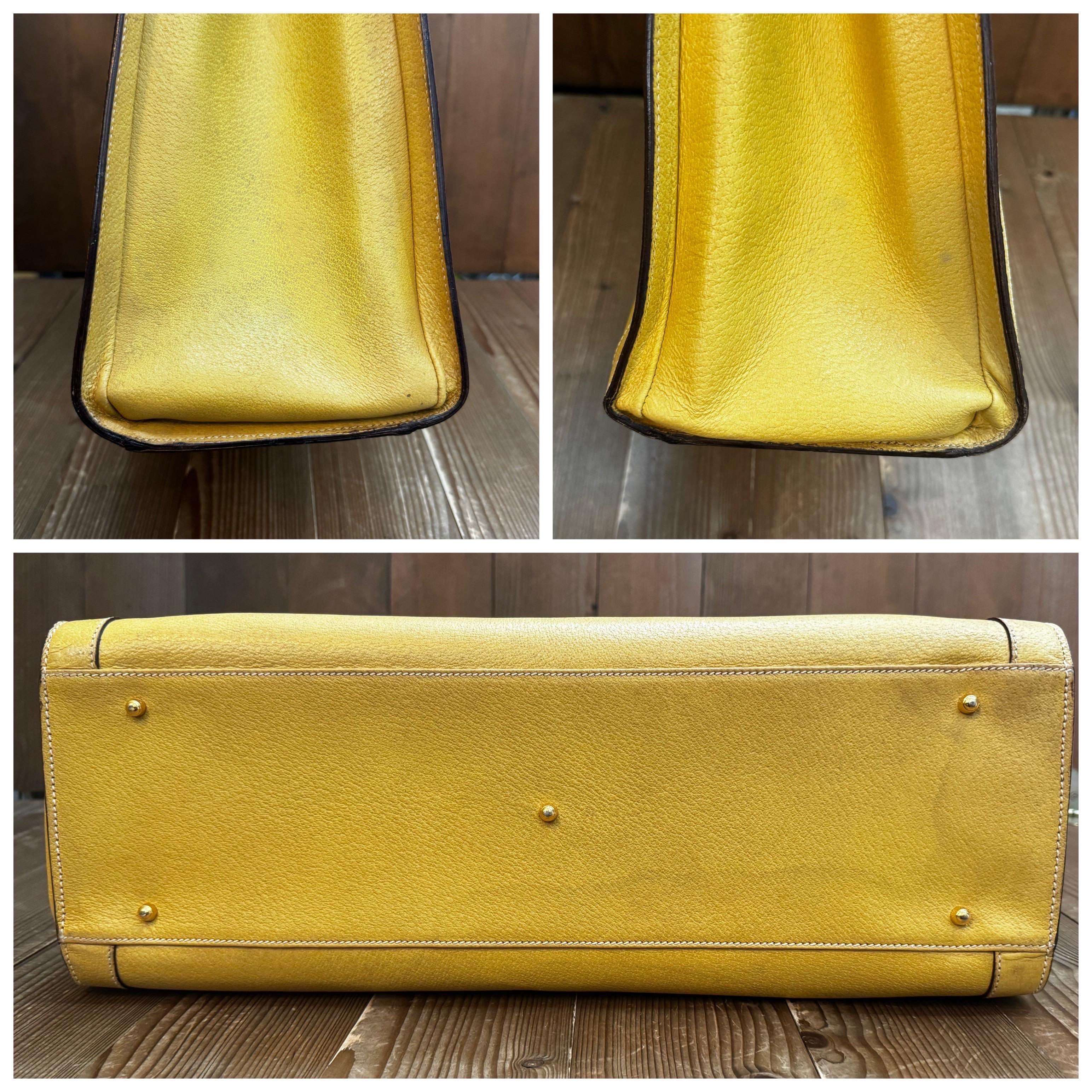 Vintage GUCCI Large Diana Tote Bamboo Tote Bag Leather Yellow Single Compartment For Sale 3