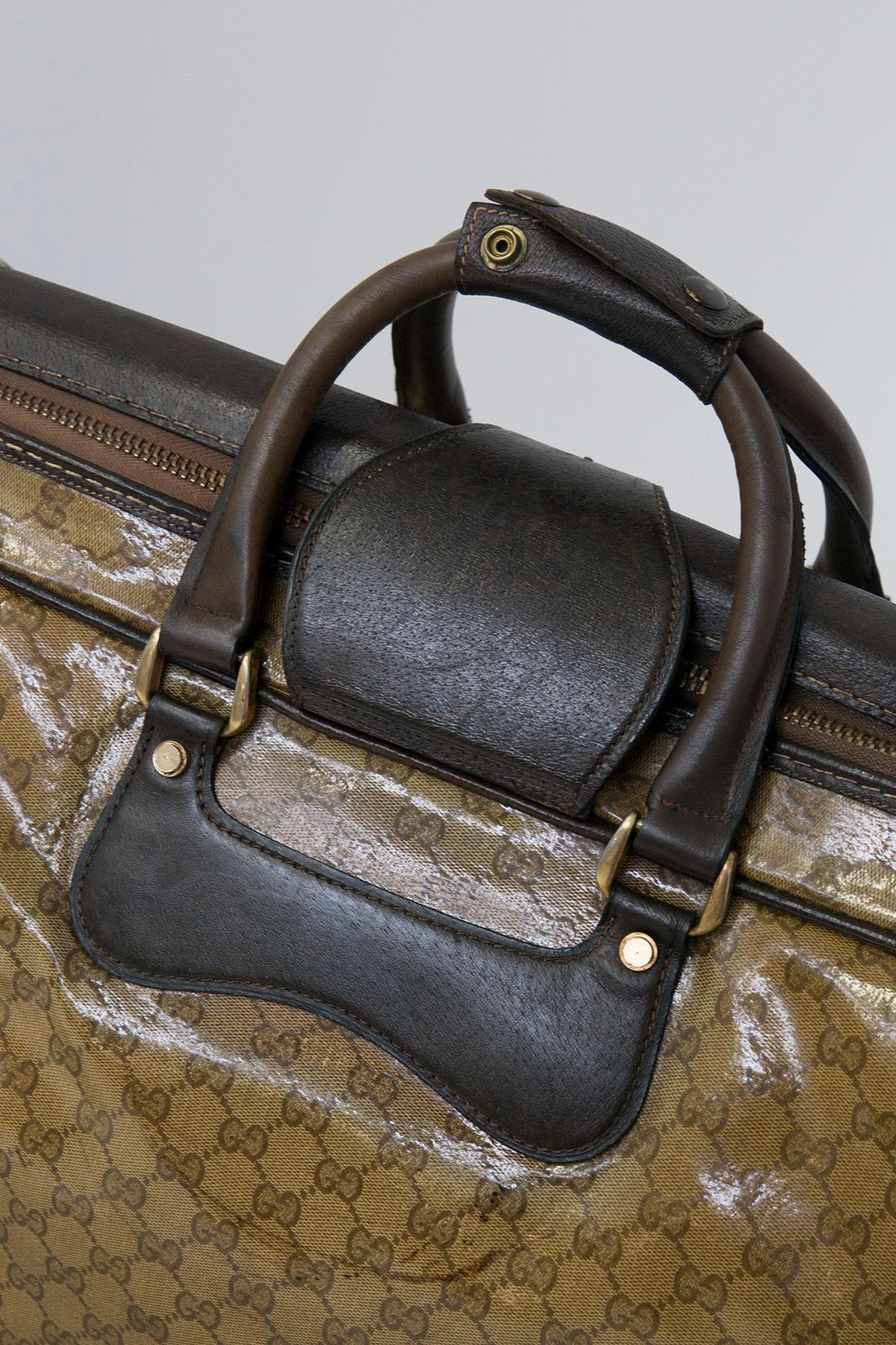 Gucci - Sac de voyage ou valise en cuir vintage en vente 2