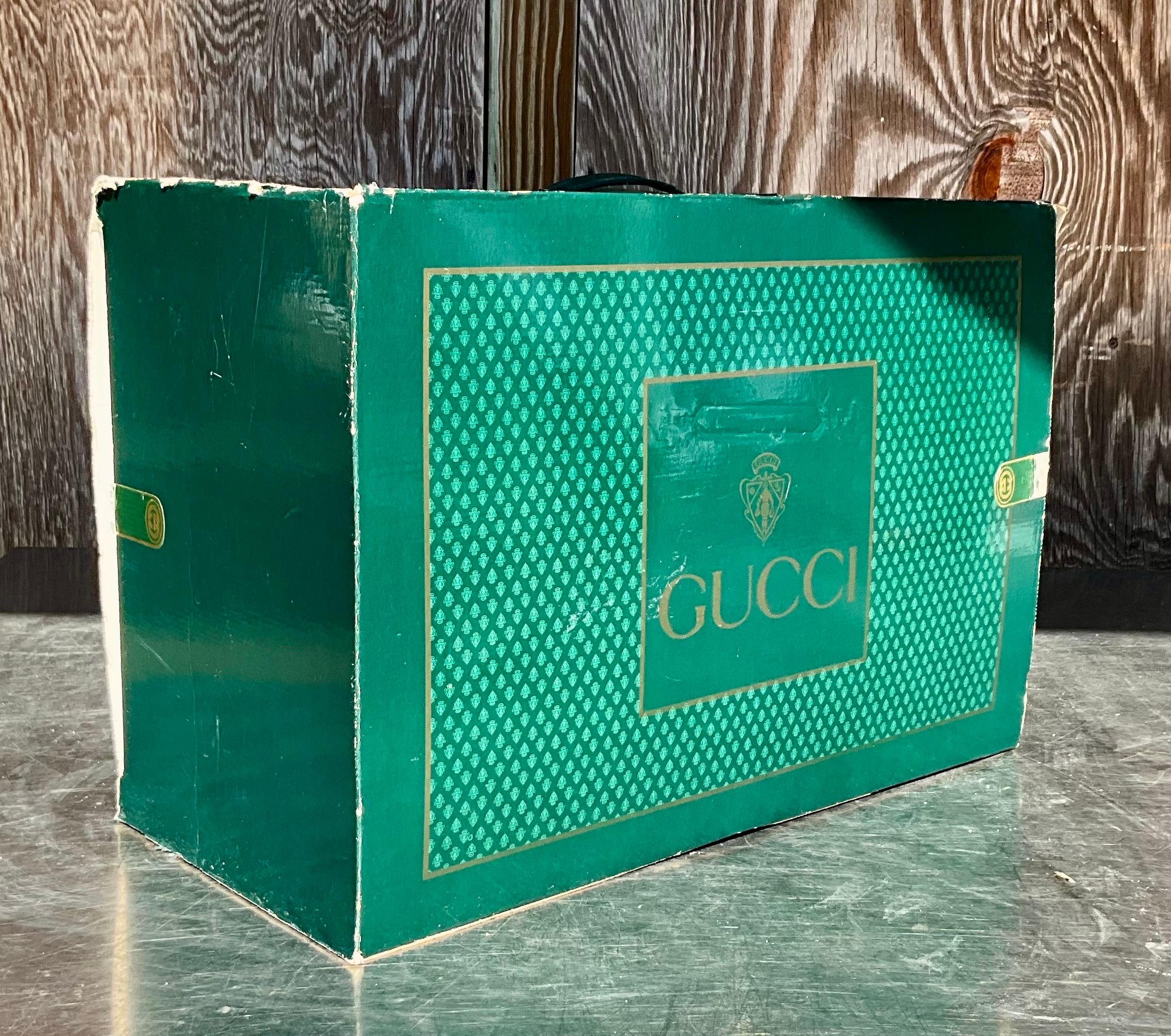 Vintage Gucci Leather Travel Bag with Original Box For Sale 2