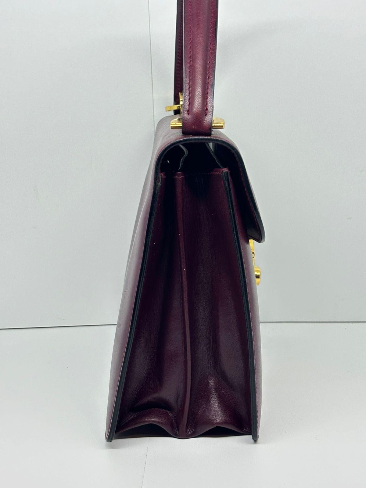 Vintage Gucci Maroon Smooth Leather Top Handle Turn-Lock Bag For Sale 8