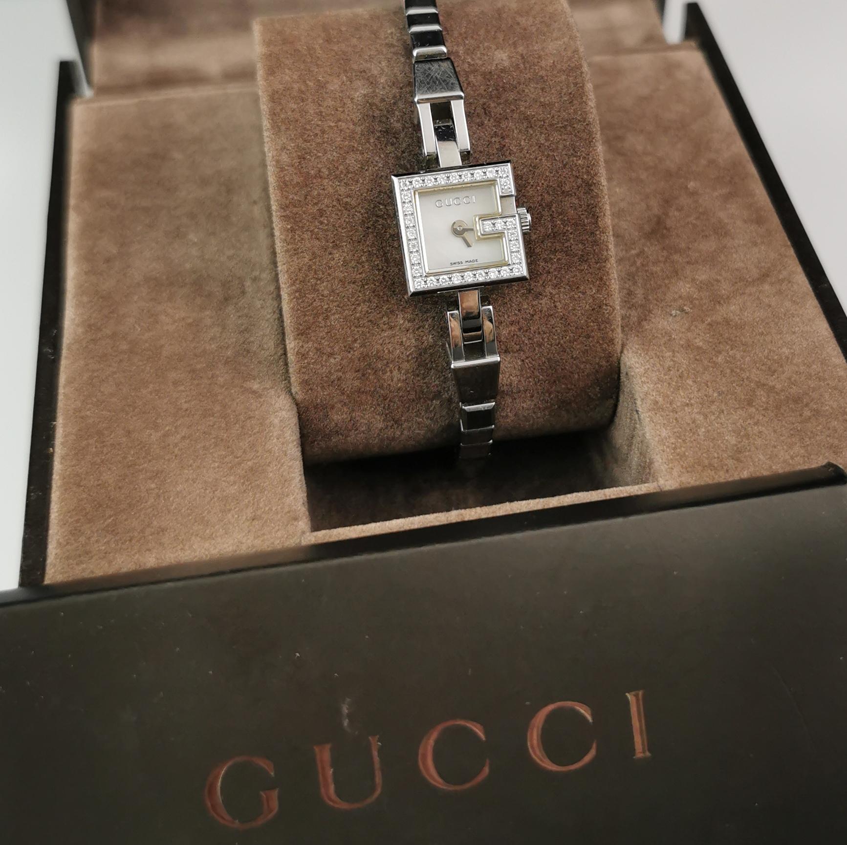 Women's Vintage Gucci Mini G ladies diamante watch, wristwatch 