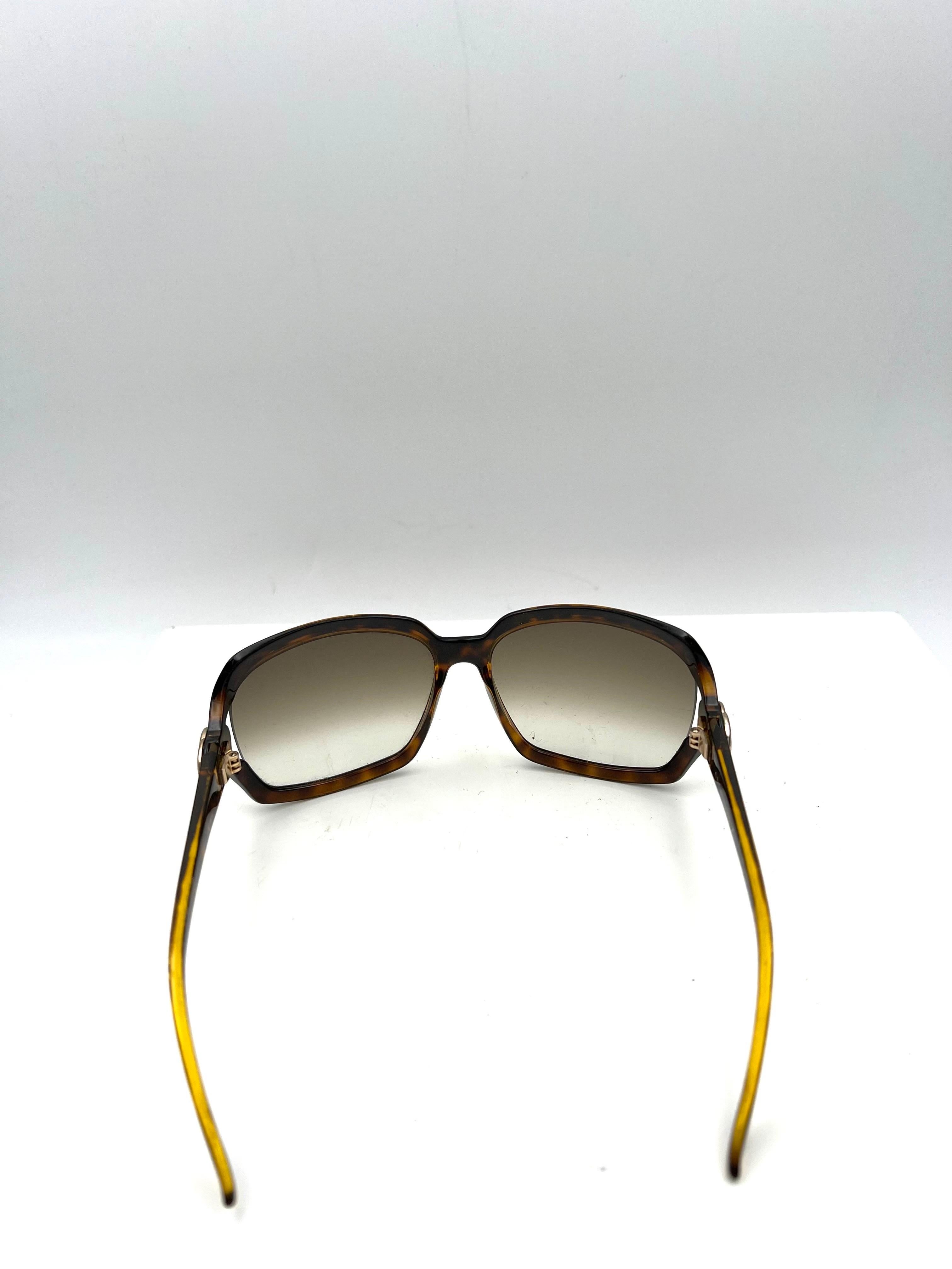 Italian Vintage Gucci Model 125 GG 3110/s Sunglasses 1980's Made in Italy